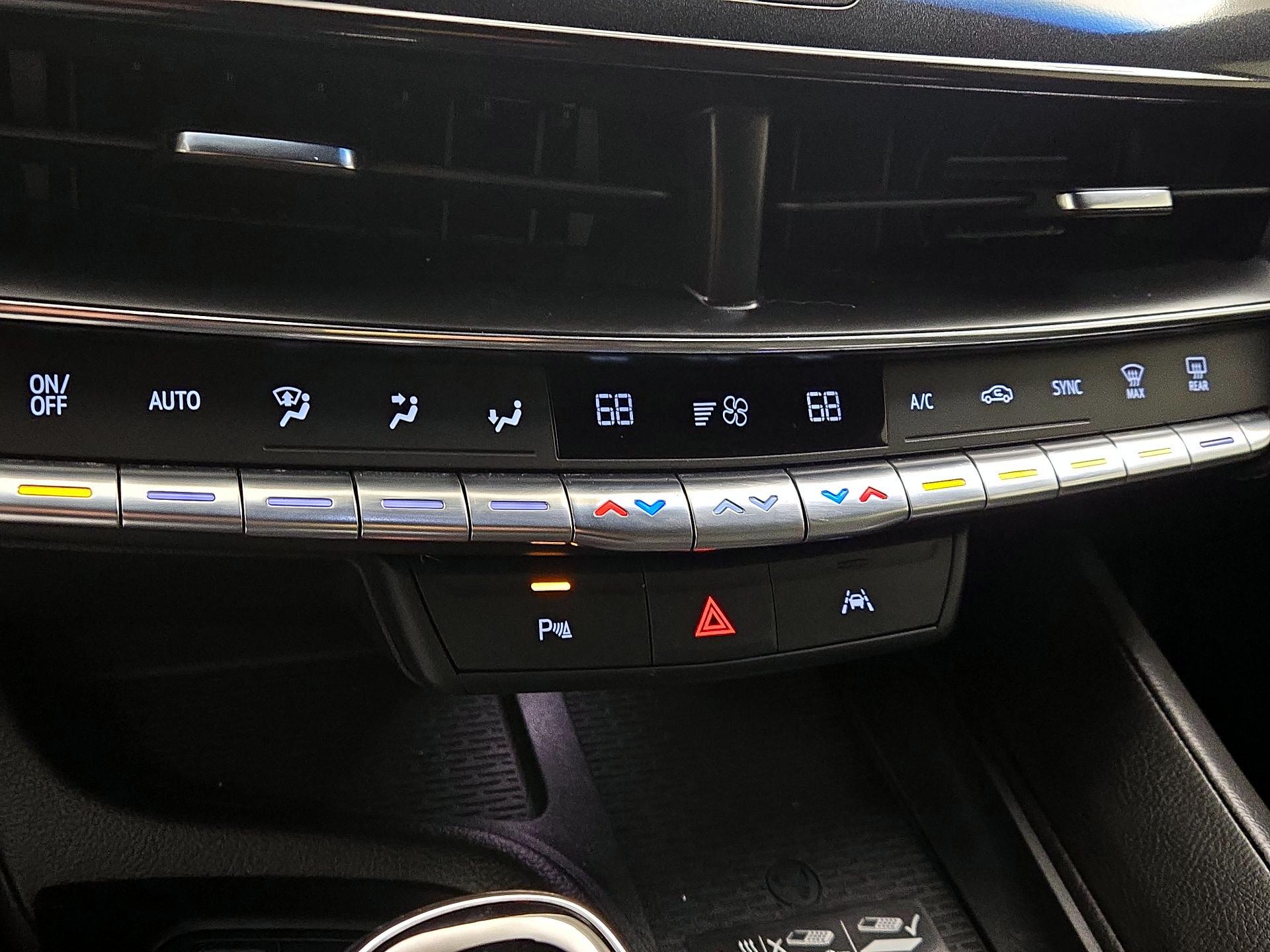 Thumbnail: 2023 Cadillac CT5 - 16