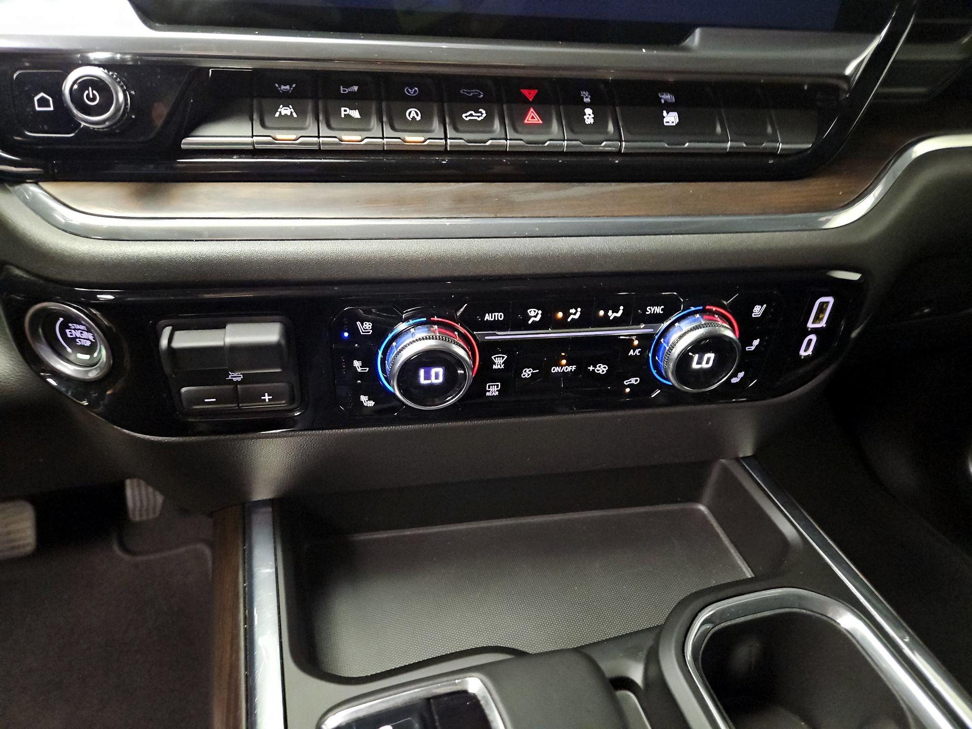 Thumbnail: 2024 GMC Sierra 1500 - 16