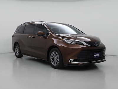2023 Toyota Sienna Hybrid XLE