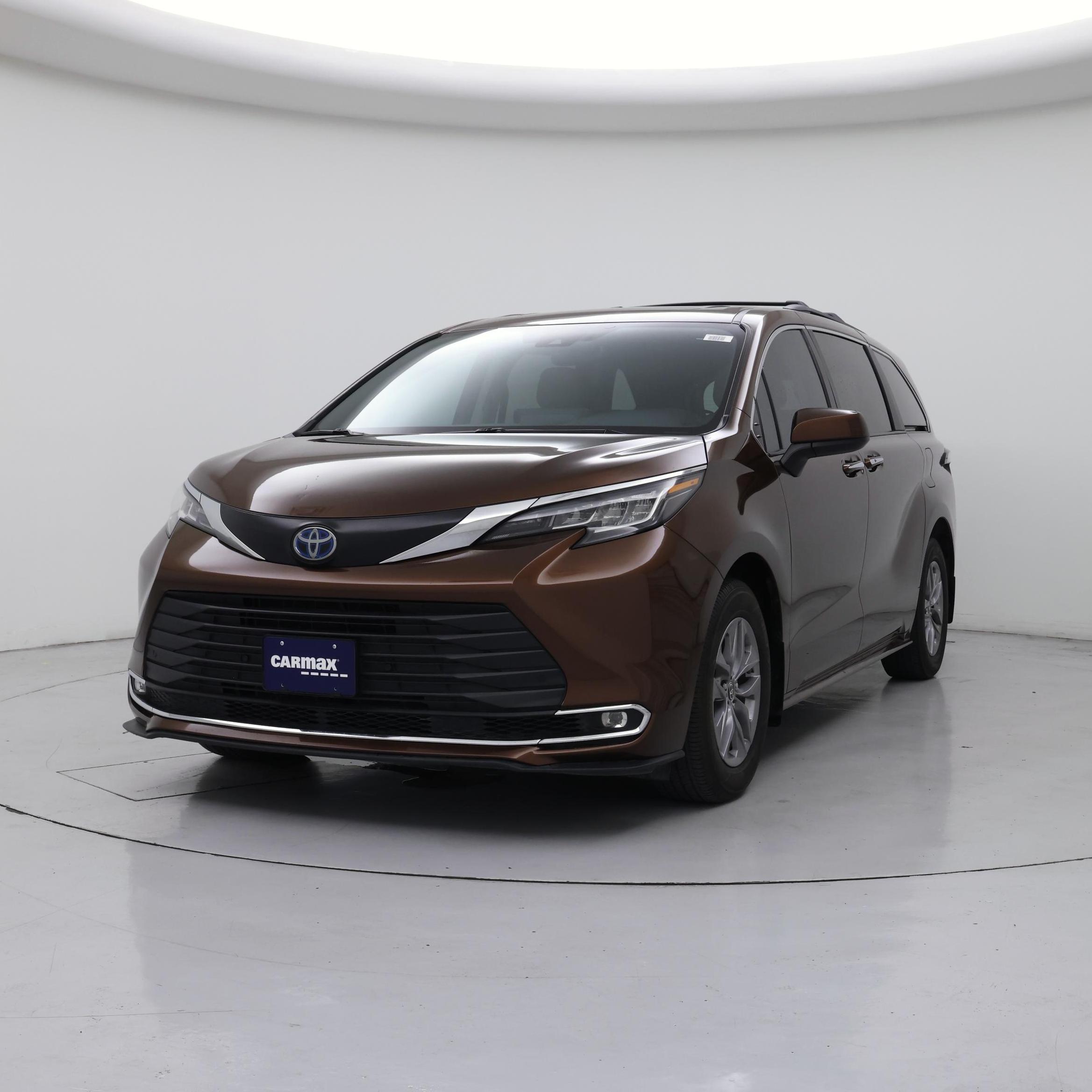Thumbnail: 2023 Toyota Sienna - 4