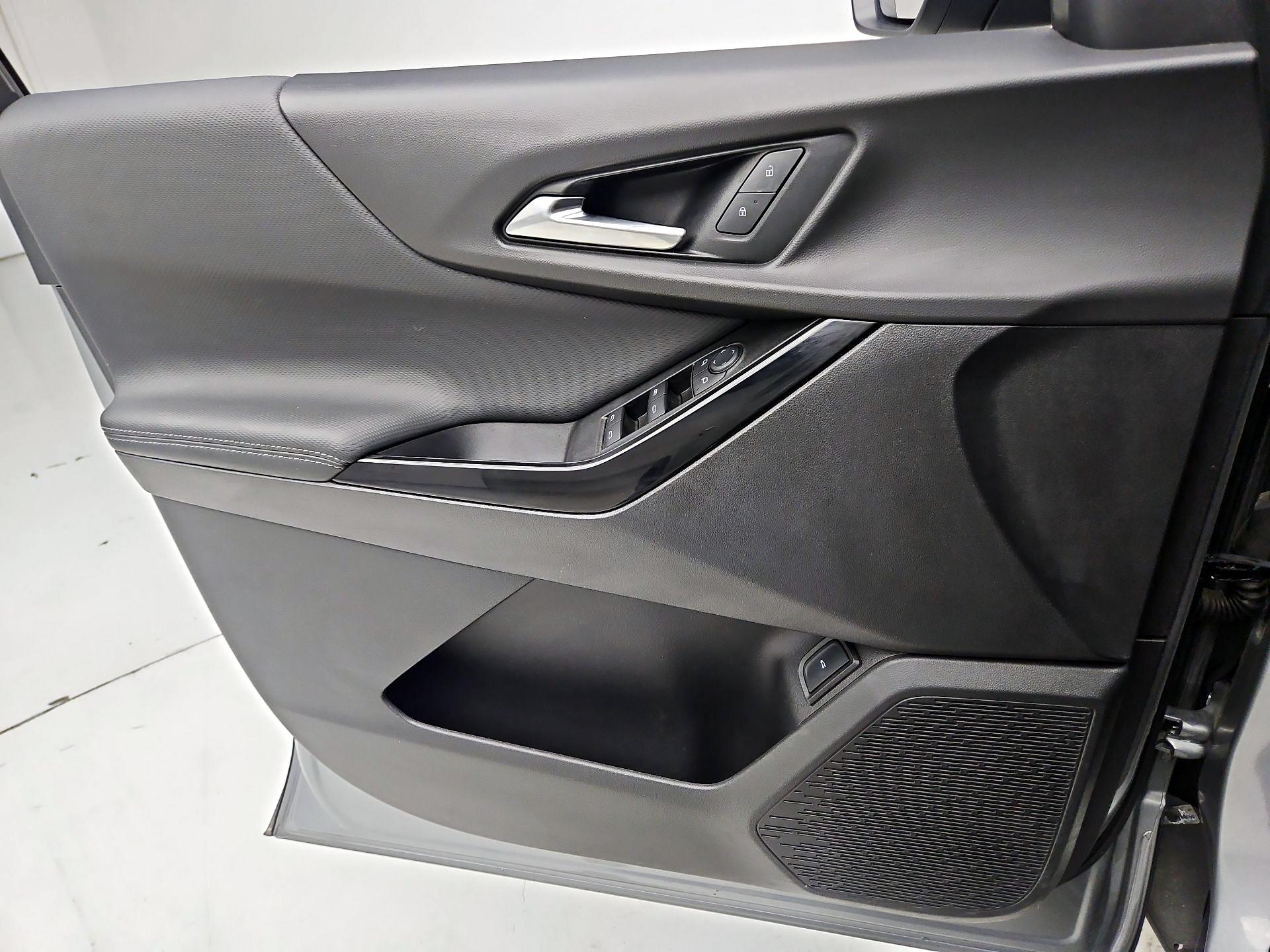 Thumbnail: 2025 Chevrolet Equinox - 12