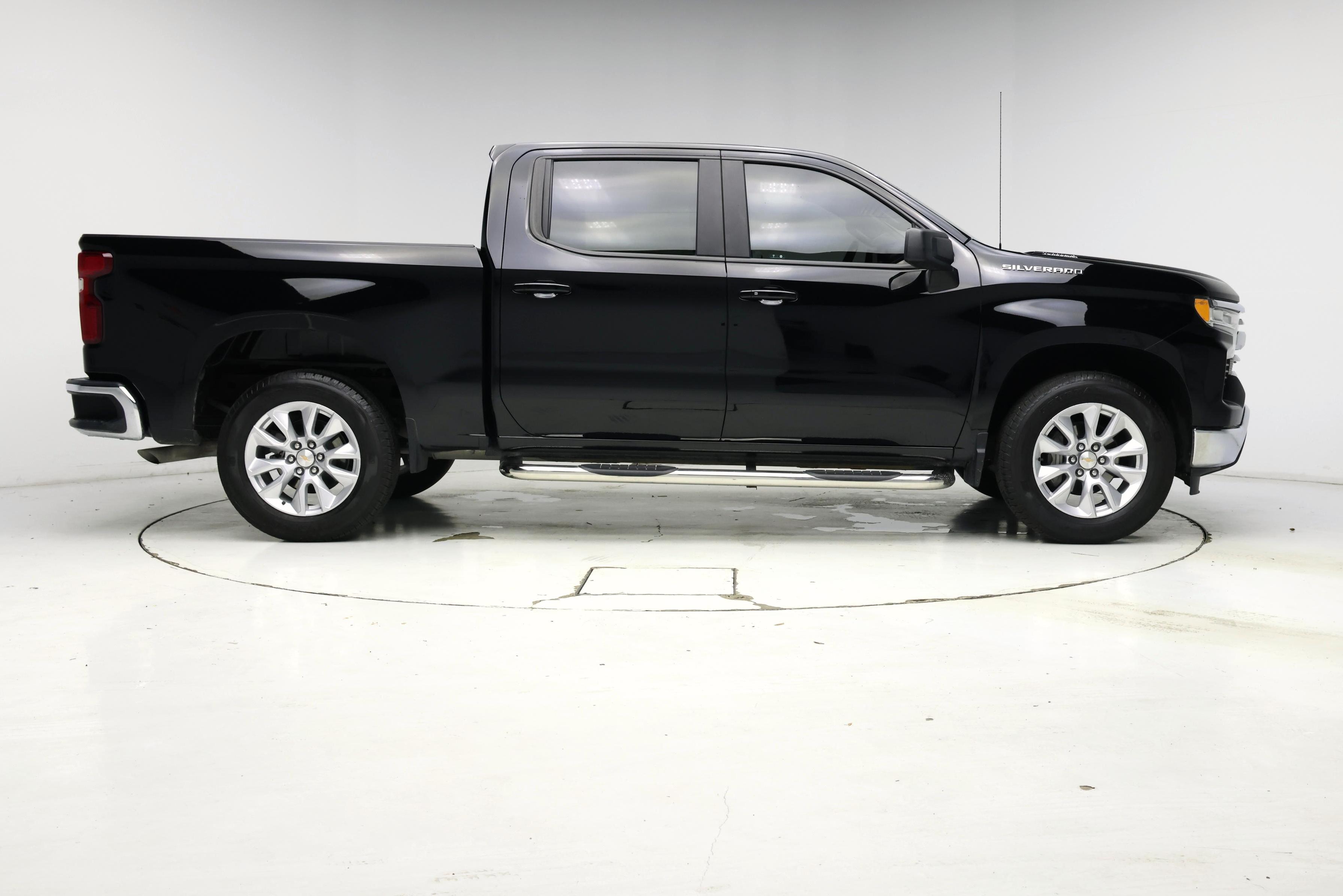 Thumbnail: 2024 Chevrolet Silverado 1500 - 7