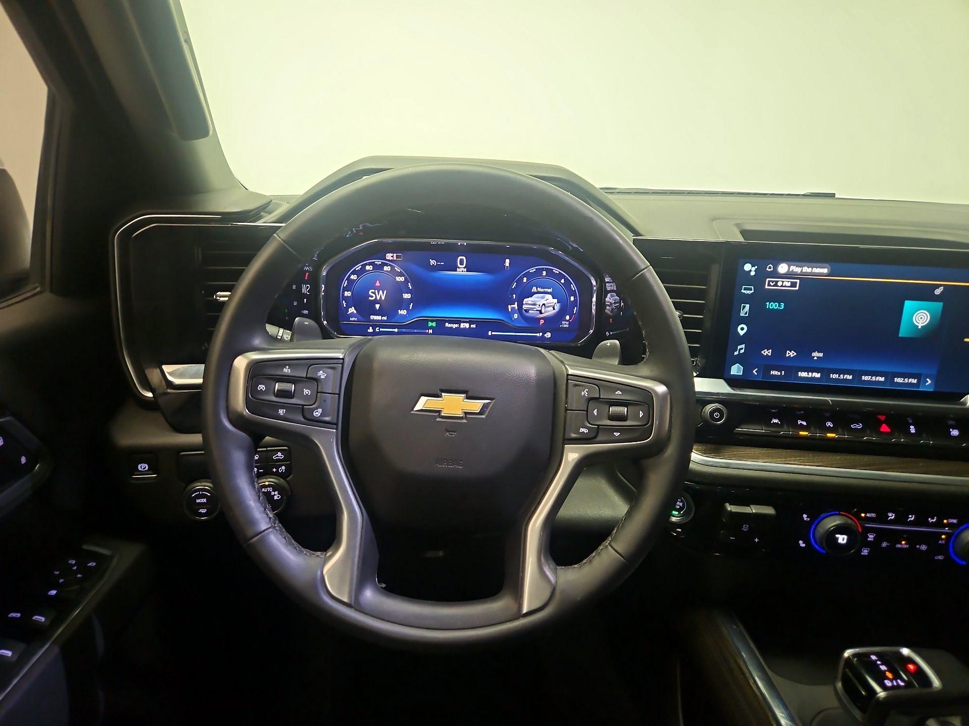 Thumbnail: 2025 Chevrolet Silverado 1500 - 10