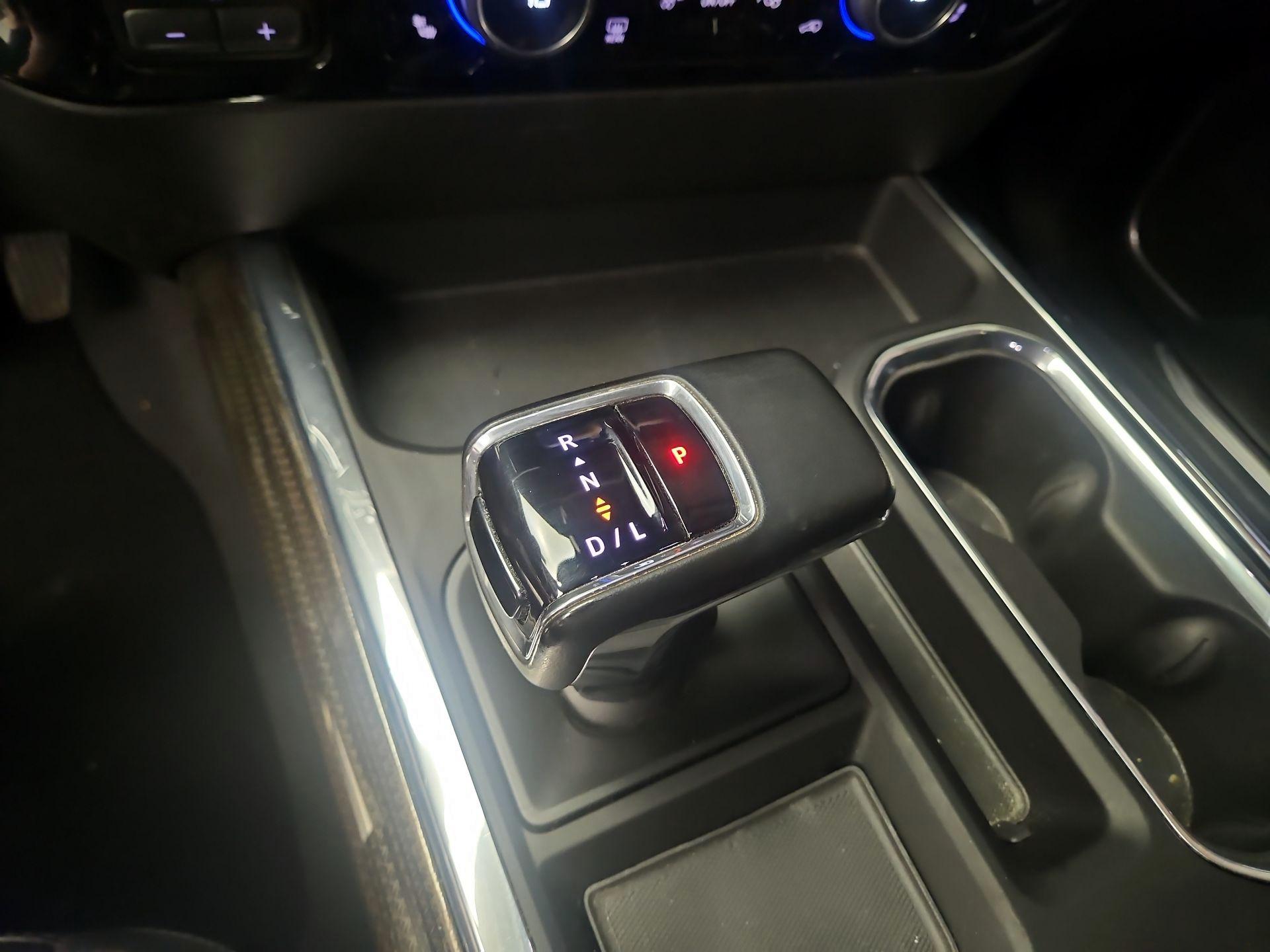 Thumbnail: 2025 Chevrolet Silverado 1500 - 17