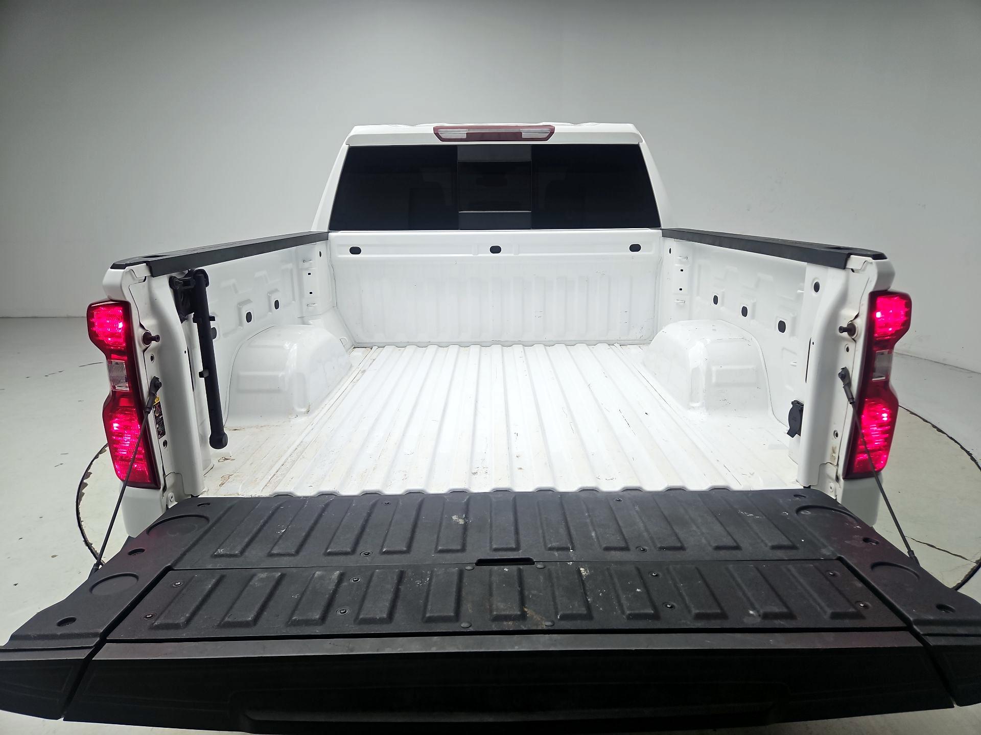 Thumbnail: 2025 Chevrolet Silverado 1500 - 20