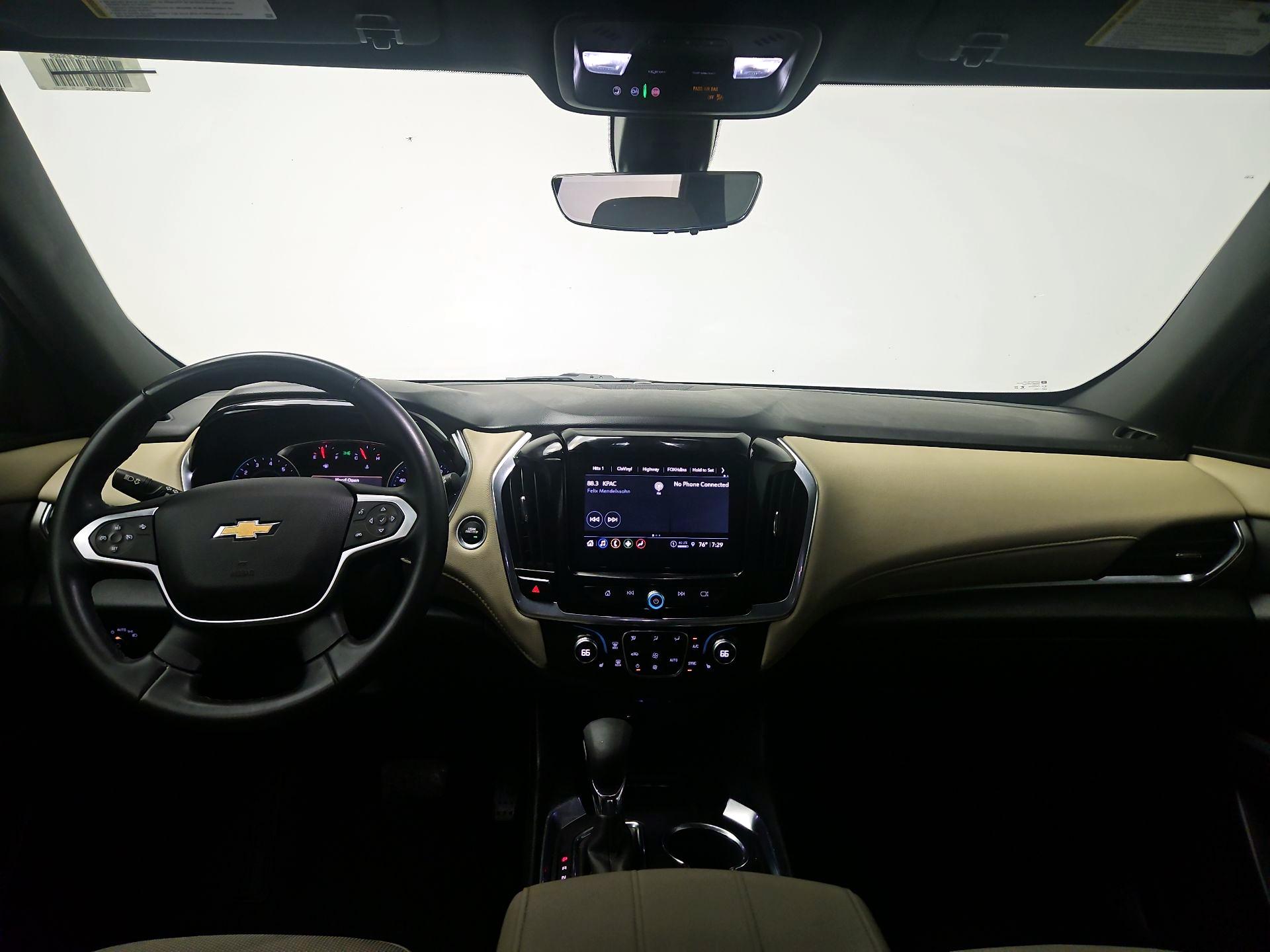 Thumbnail: 2023 Chevrolet Traverse - 9
