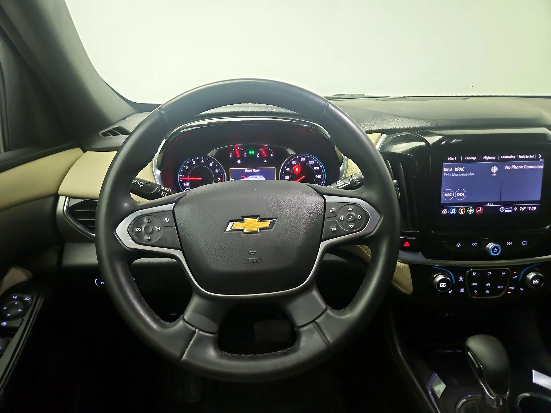 Thumbnail: 2023 Chevrolet Traverse - 10