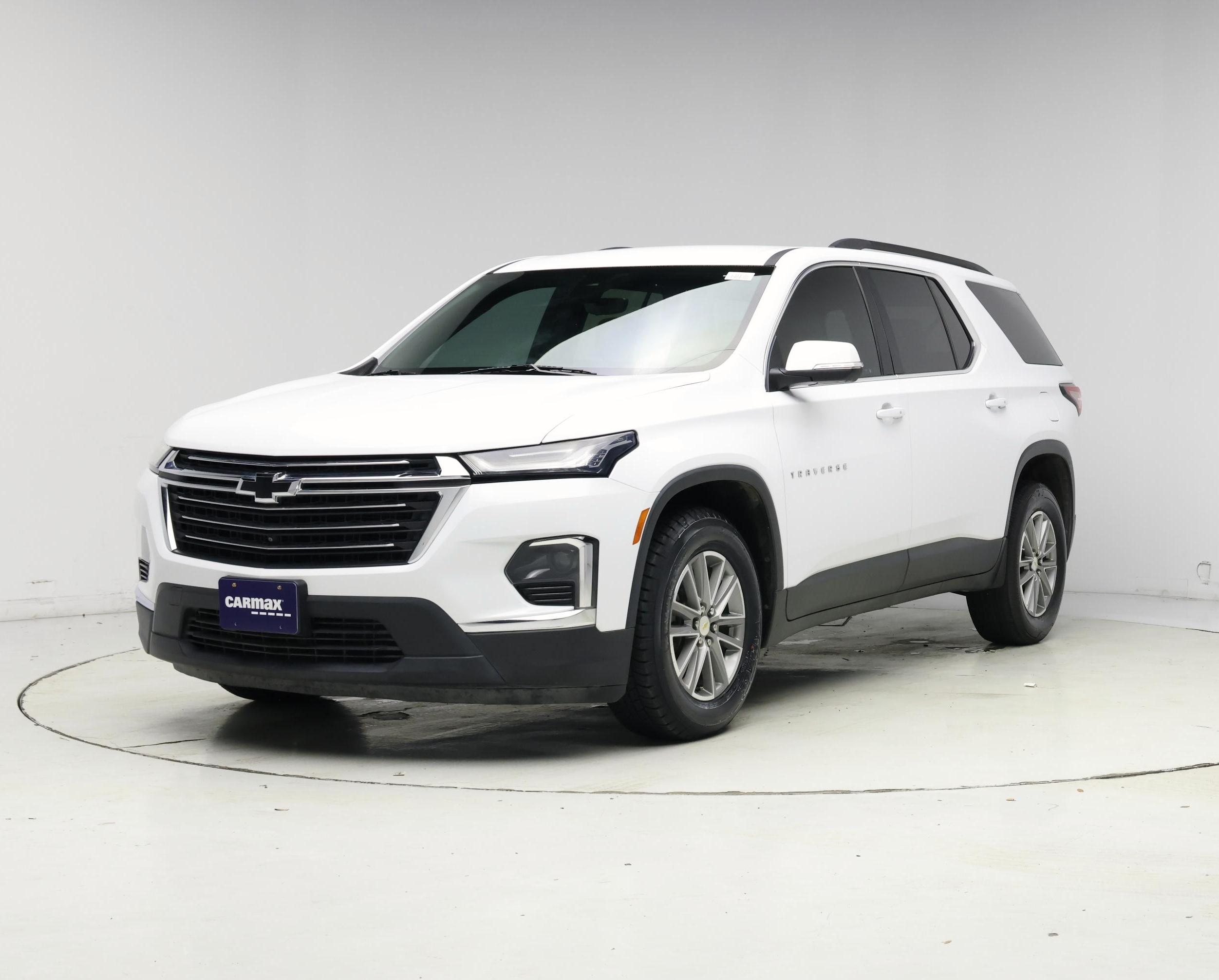 Thumbnail: 2023 Chevrolet Traverse - 4