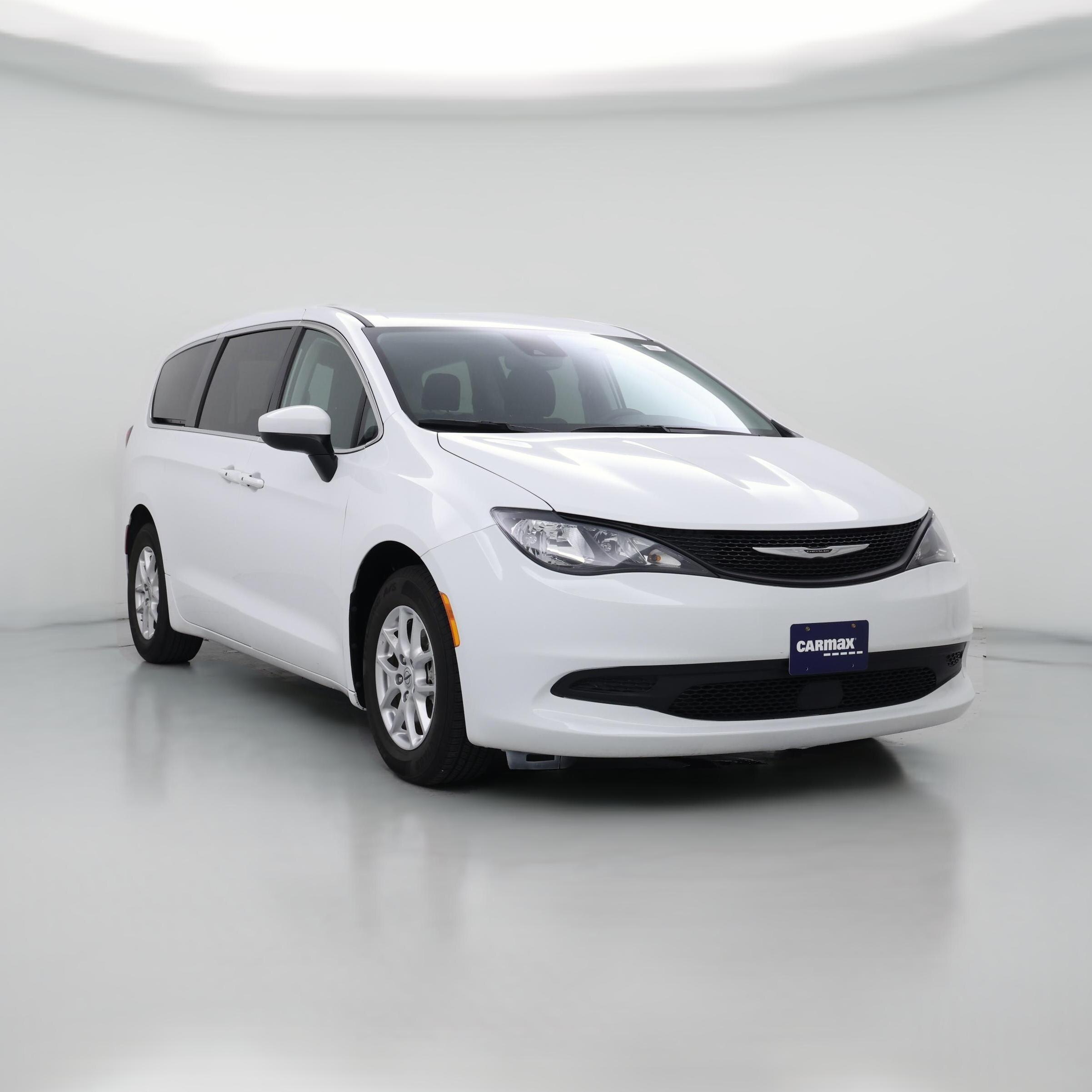 Thumbnail: 2023 Chrysler Voyager - 1