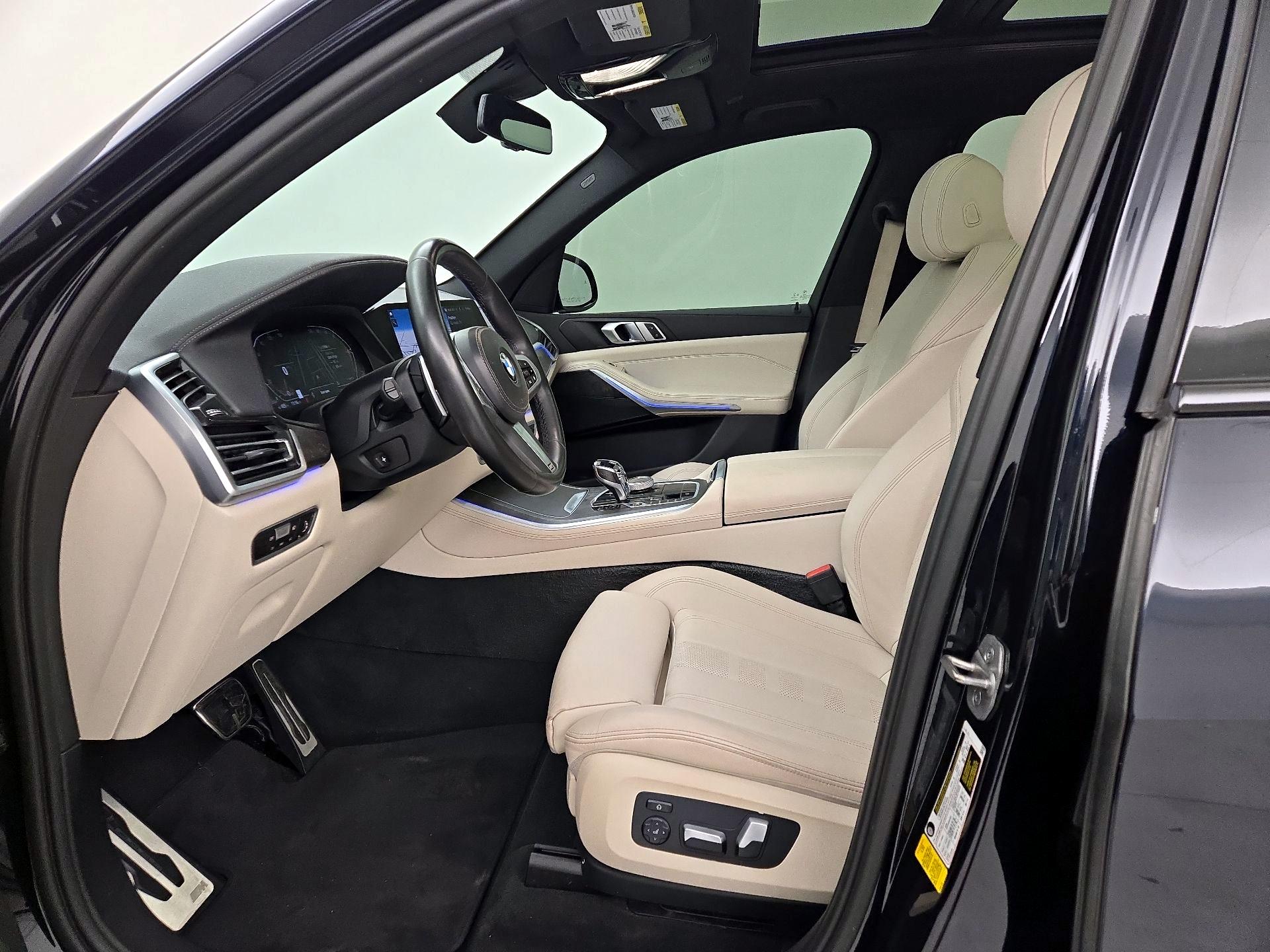 Thumbnail: 2022 BMW X5 - 11