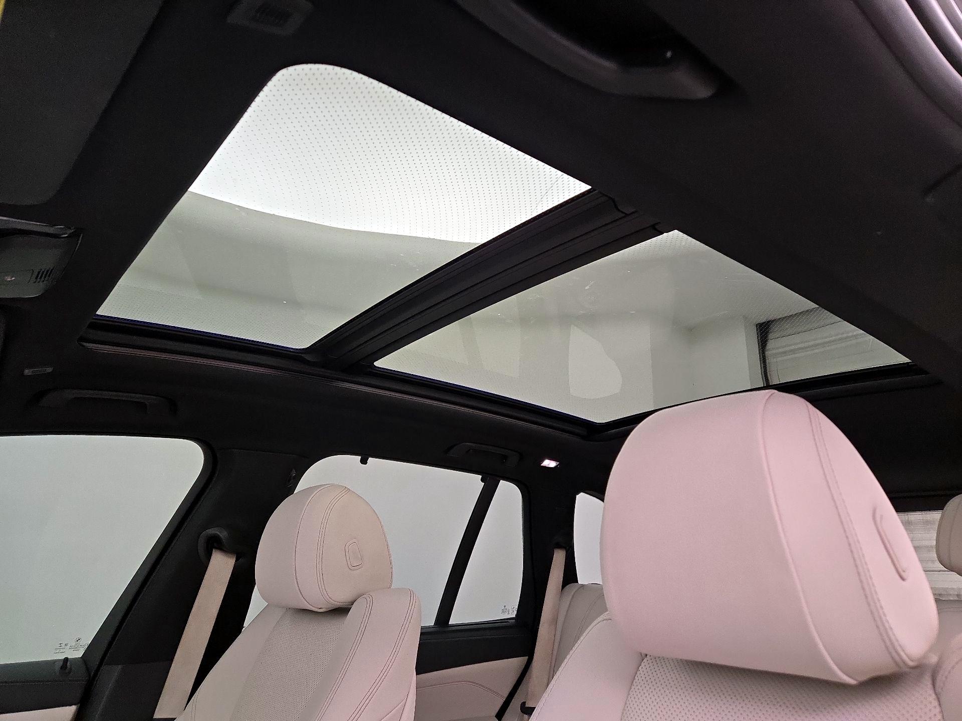 Thumbnail: 2022 BMW X5 - 20