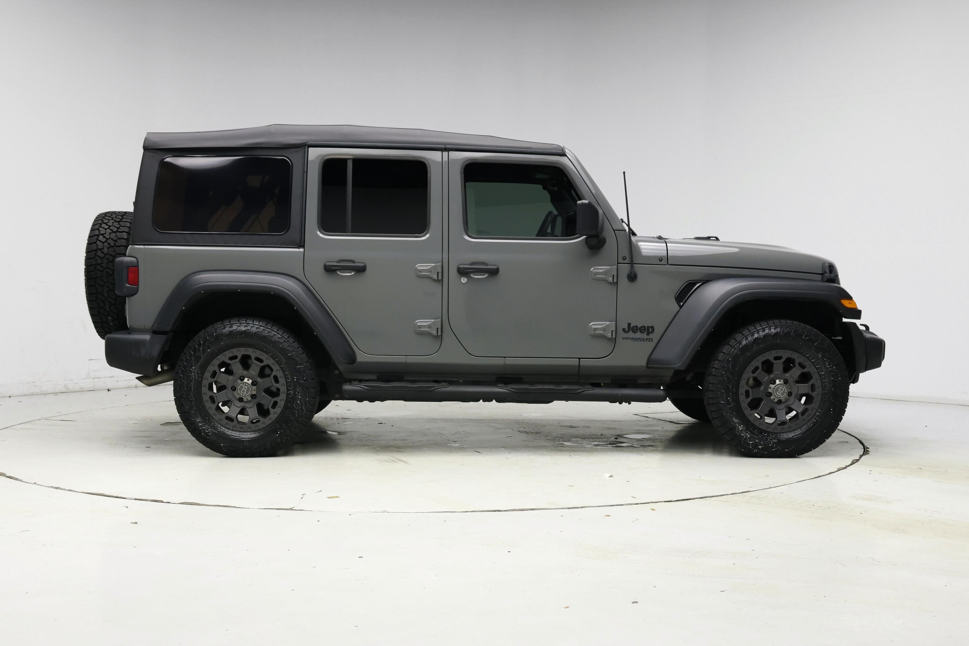 Thumbnail: 2022 Jeep Wrangler - 7