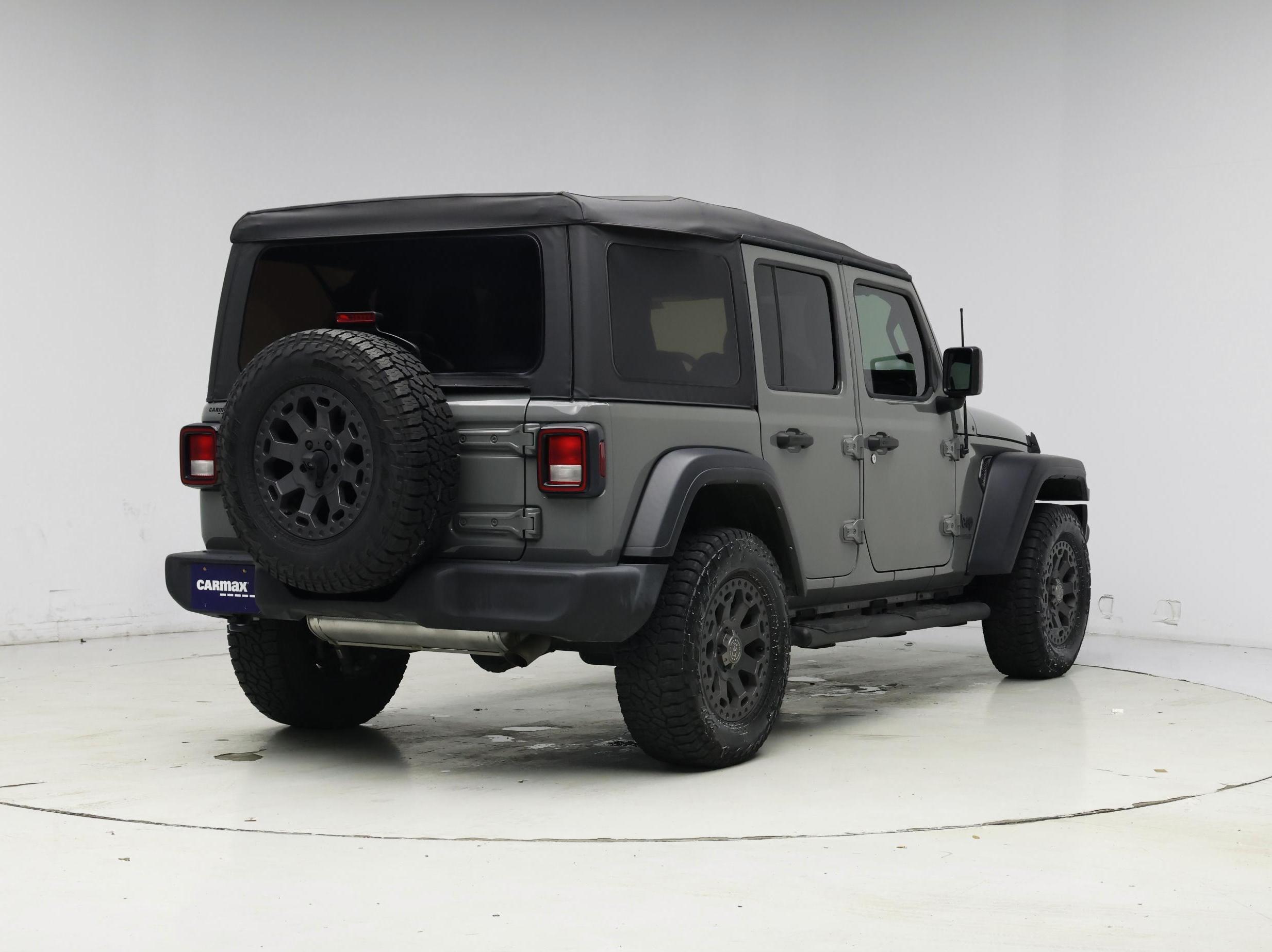 Thumbnail: 2022 Jeep Wrangler - 8