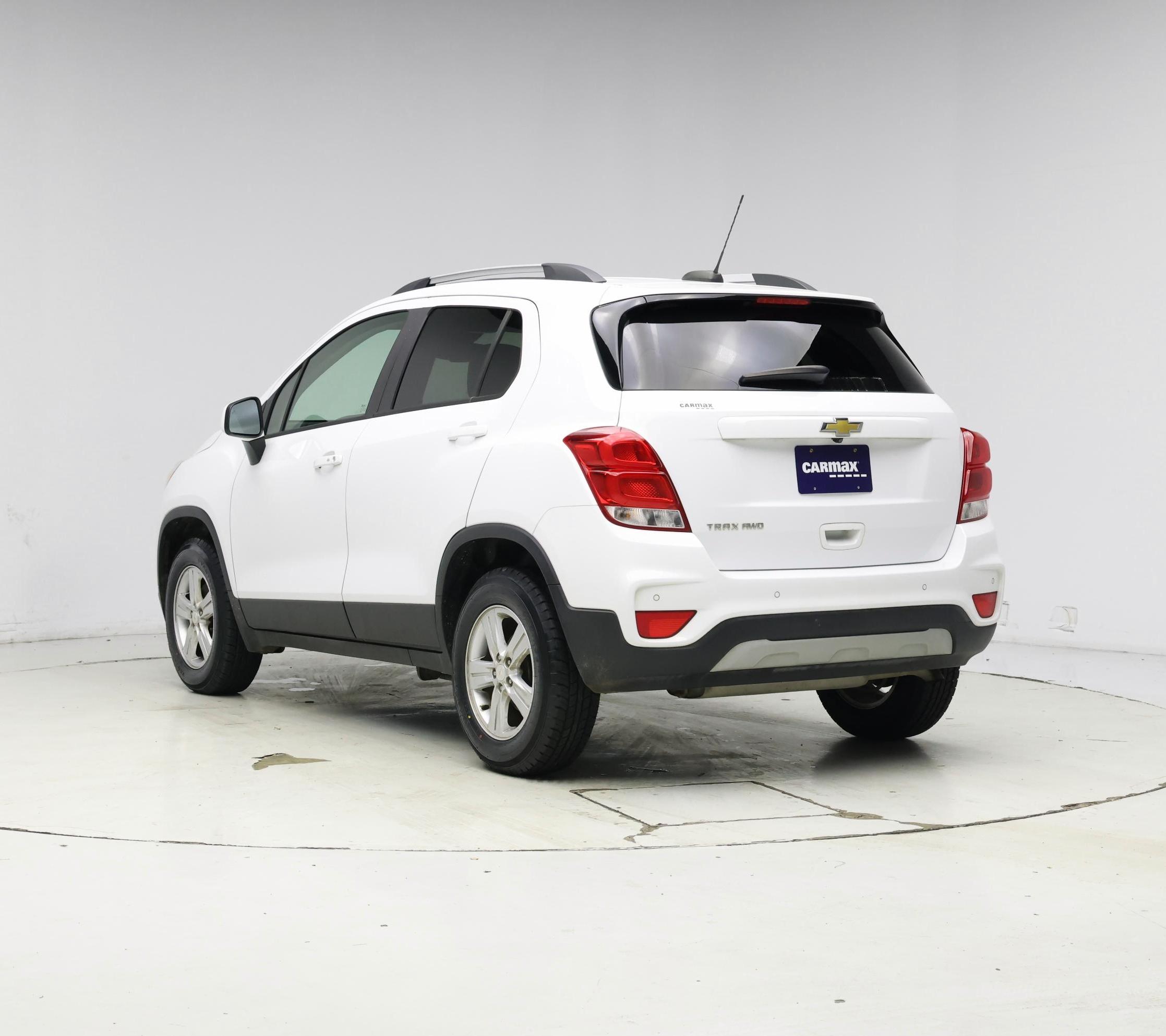 Thumbnail: 2022 Chevrolet Trax - 2