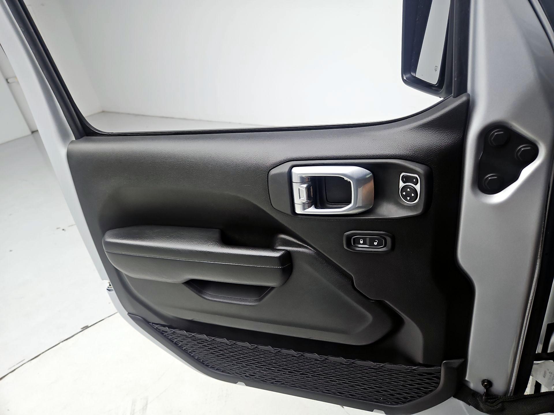 Thumbnail: 2024 Jeep Wrangler - 12