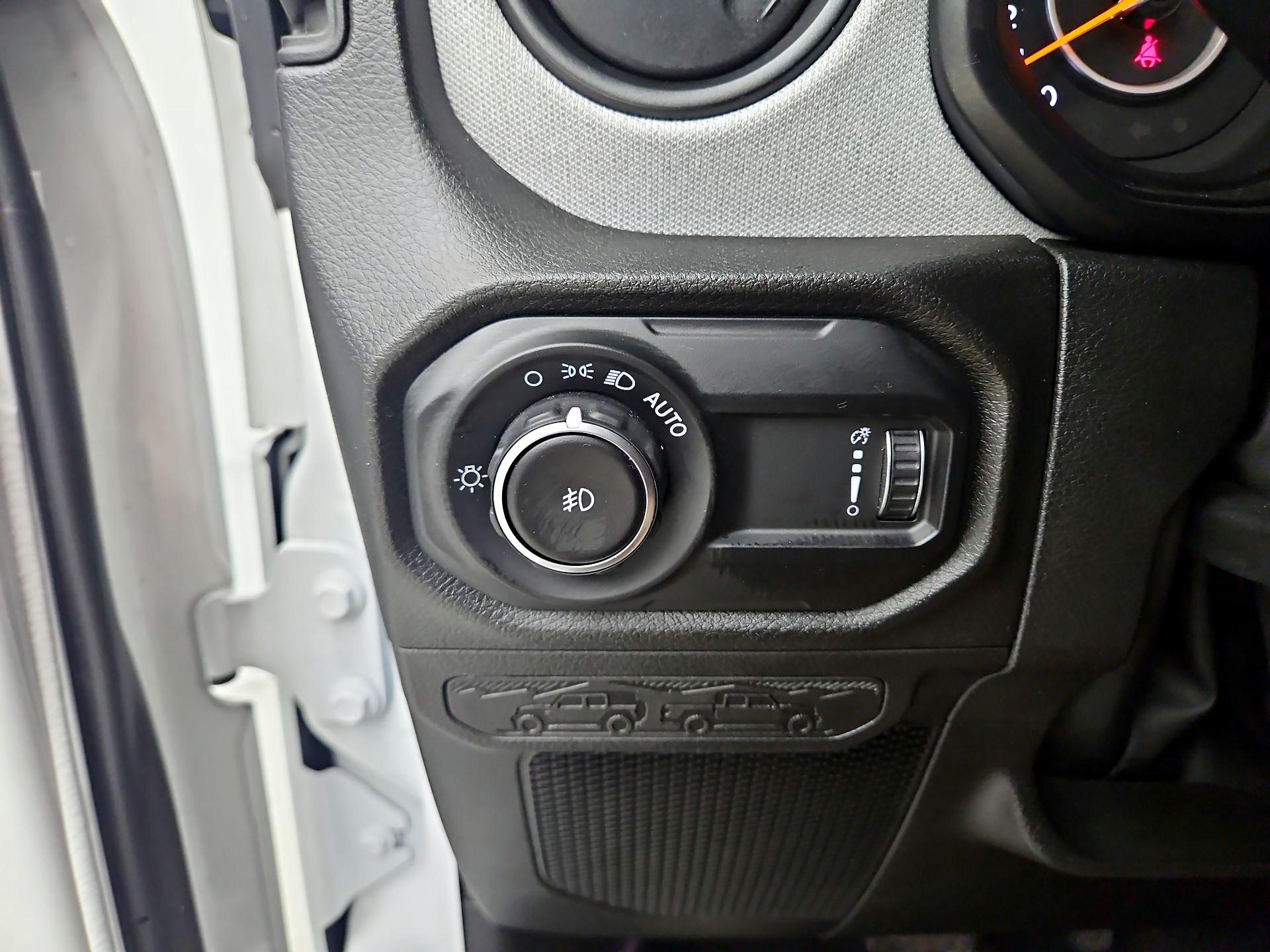 Thumbnail: 2025 Jeep Wrangler - 13