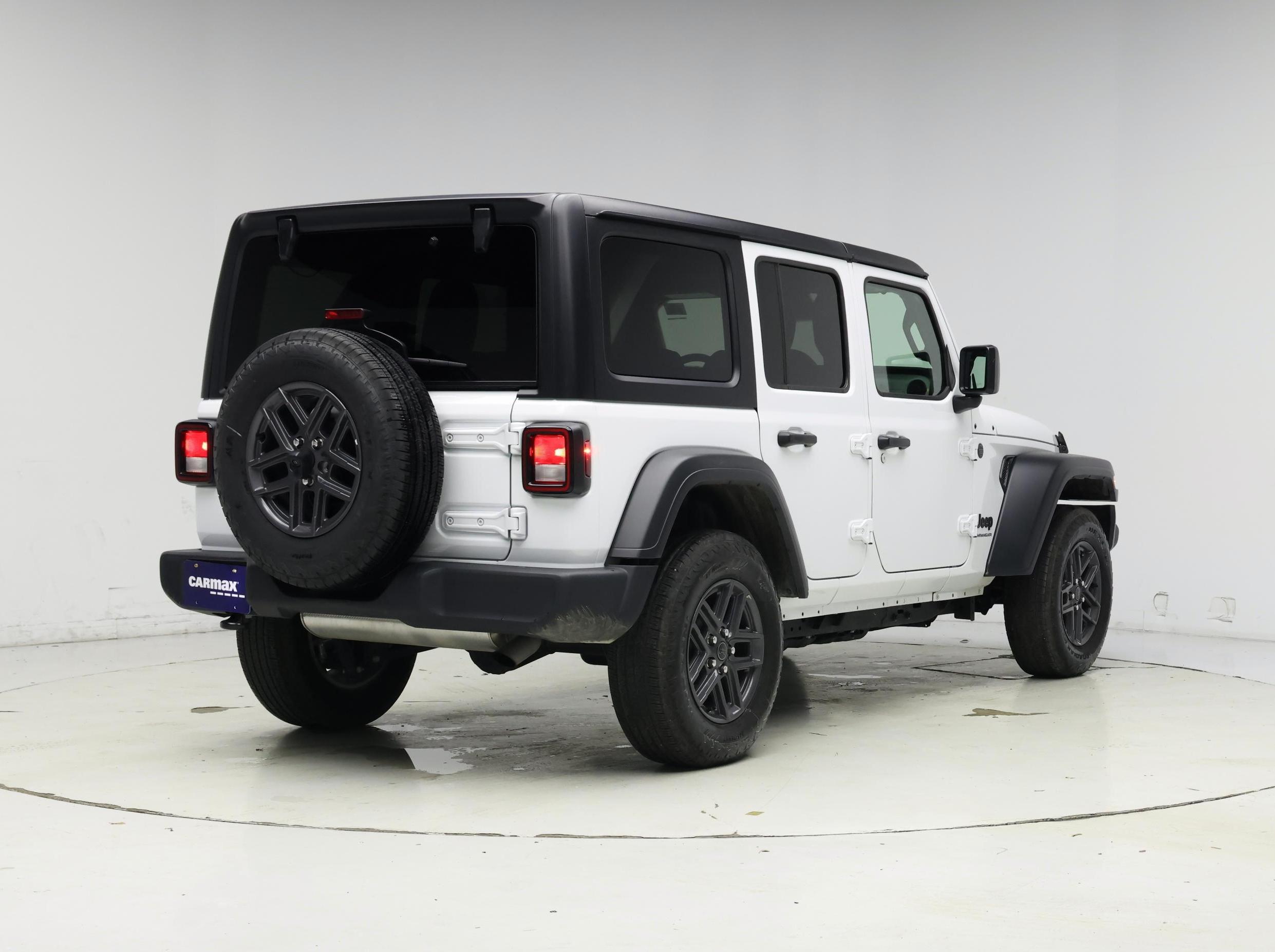 Thumbnail: 2025 Jeep Wrangler - 8