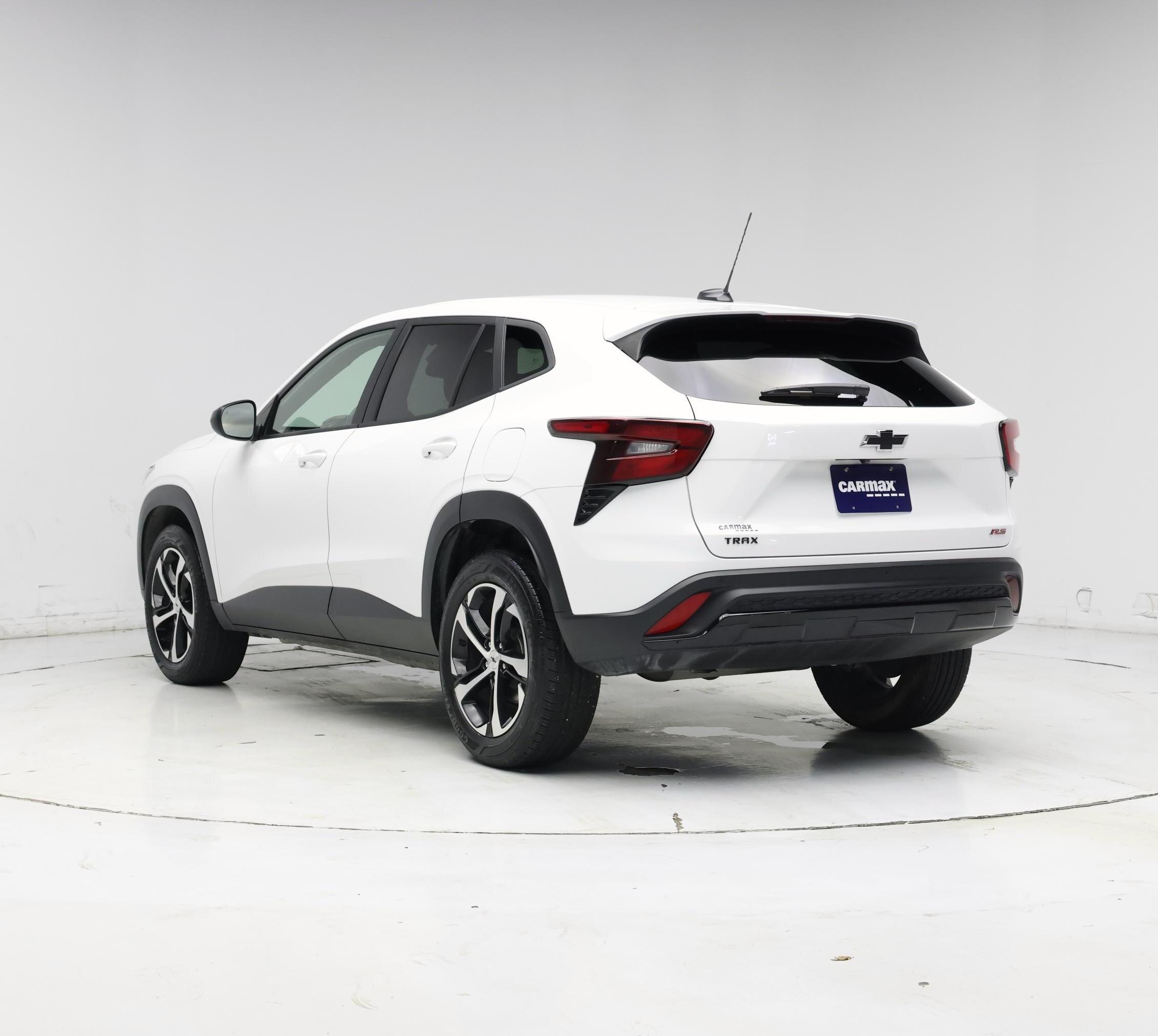 Thumbnail: 2024 Chevrolet Trax - 2