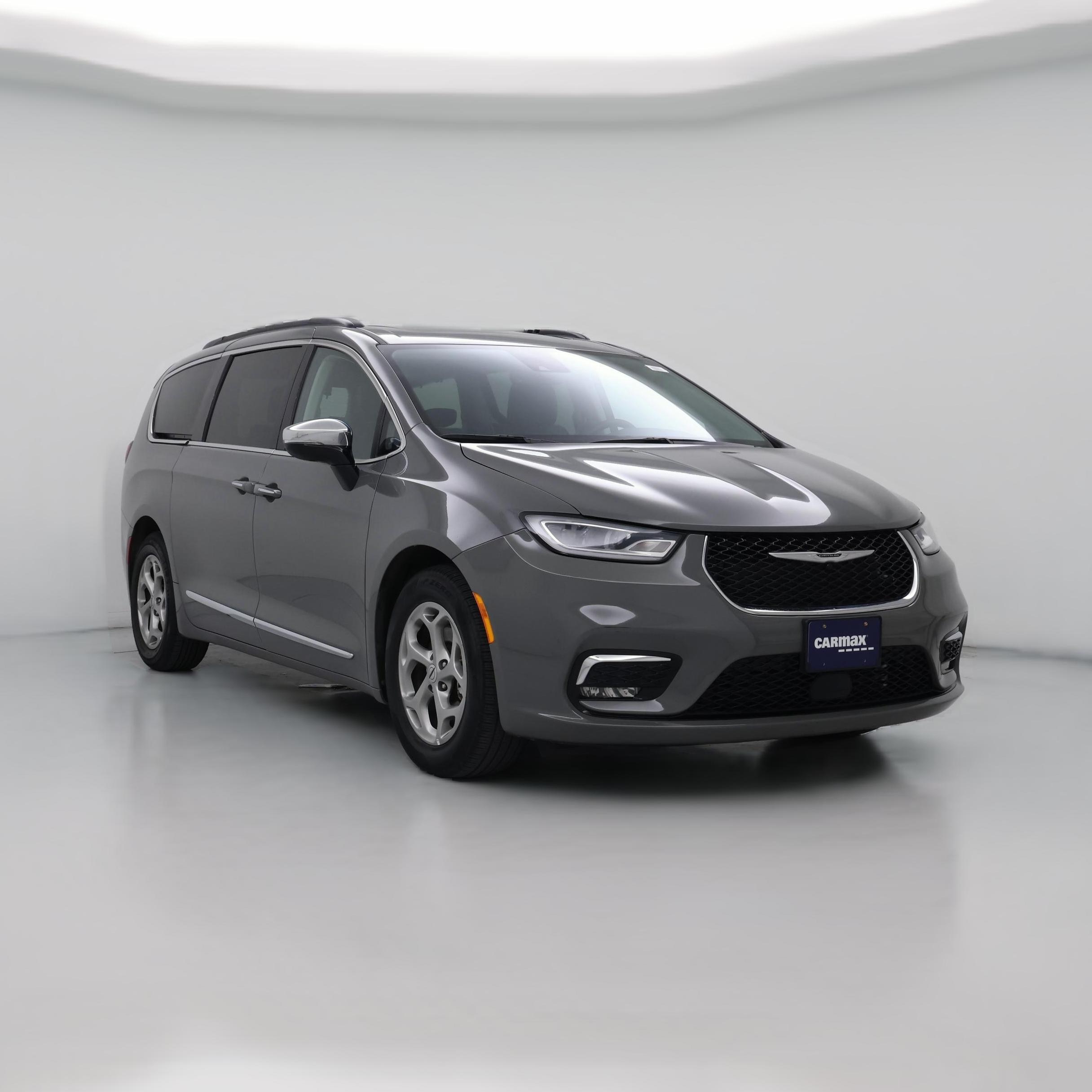 Thumbnail: 2023 Chrysler Pacifica - 1