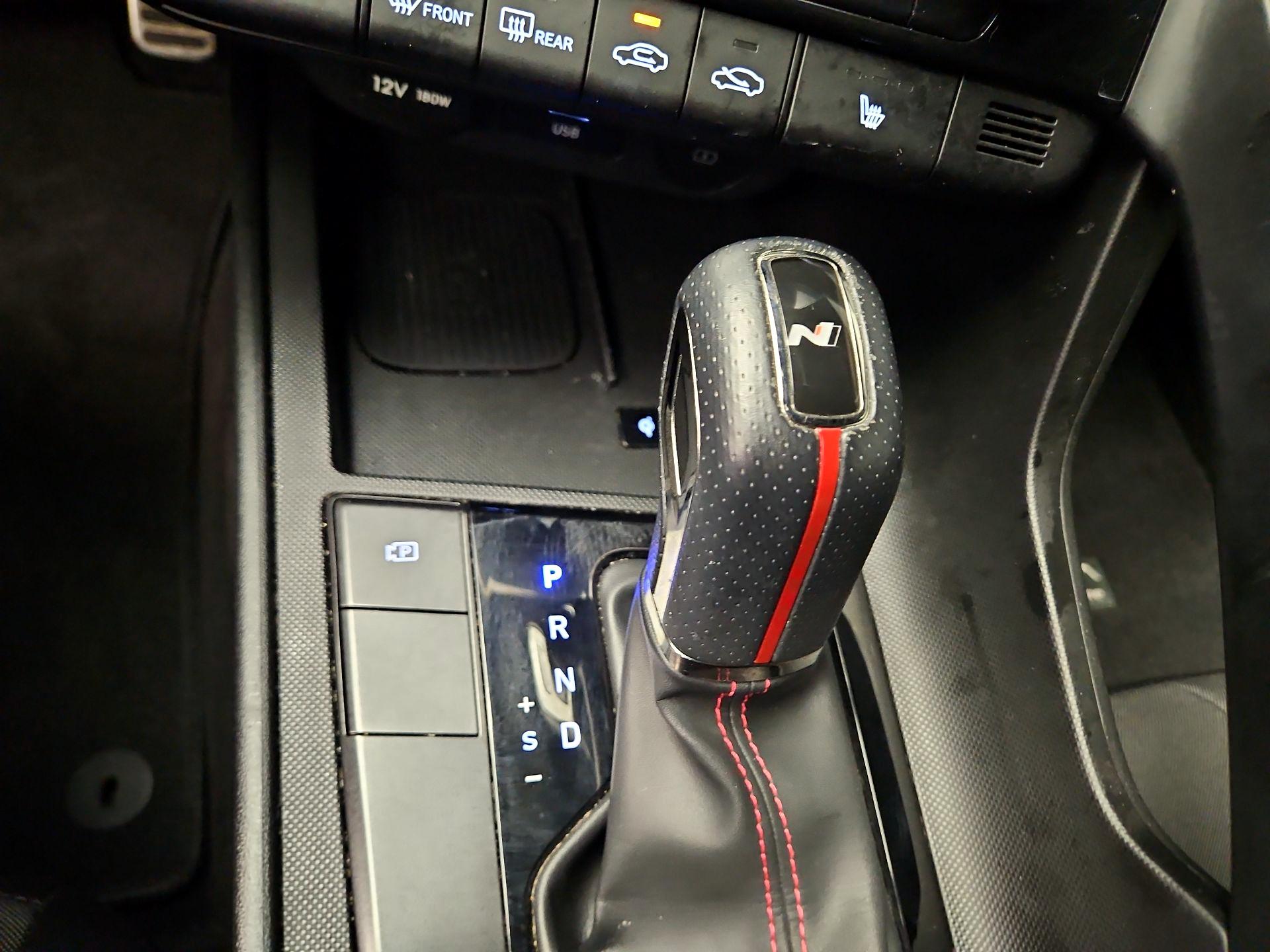 Thumbnail: 2024 Hyundai Elantra - 18