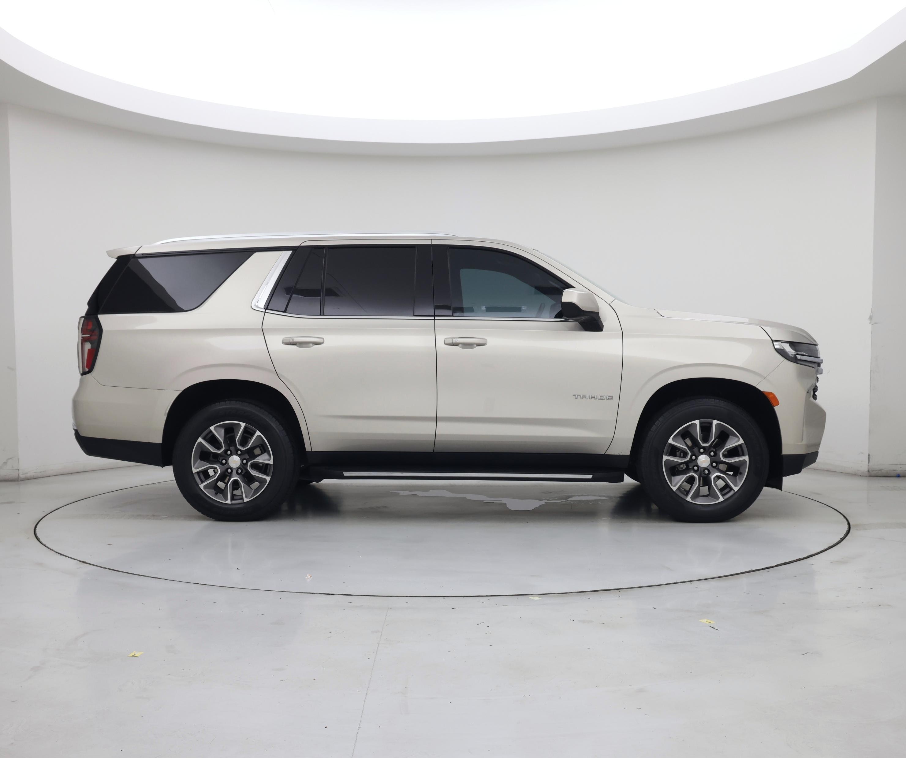 Thumbnail: 2023 Chevrolet Tahoe - 7
