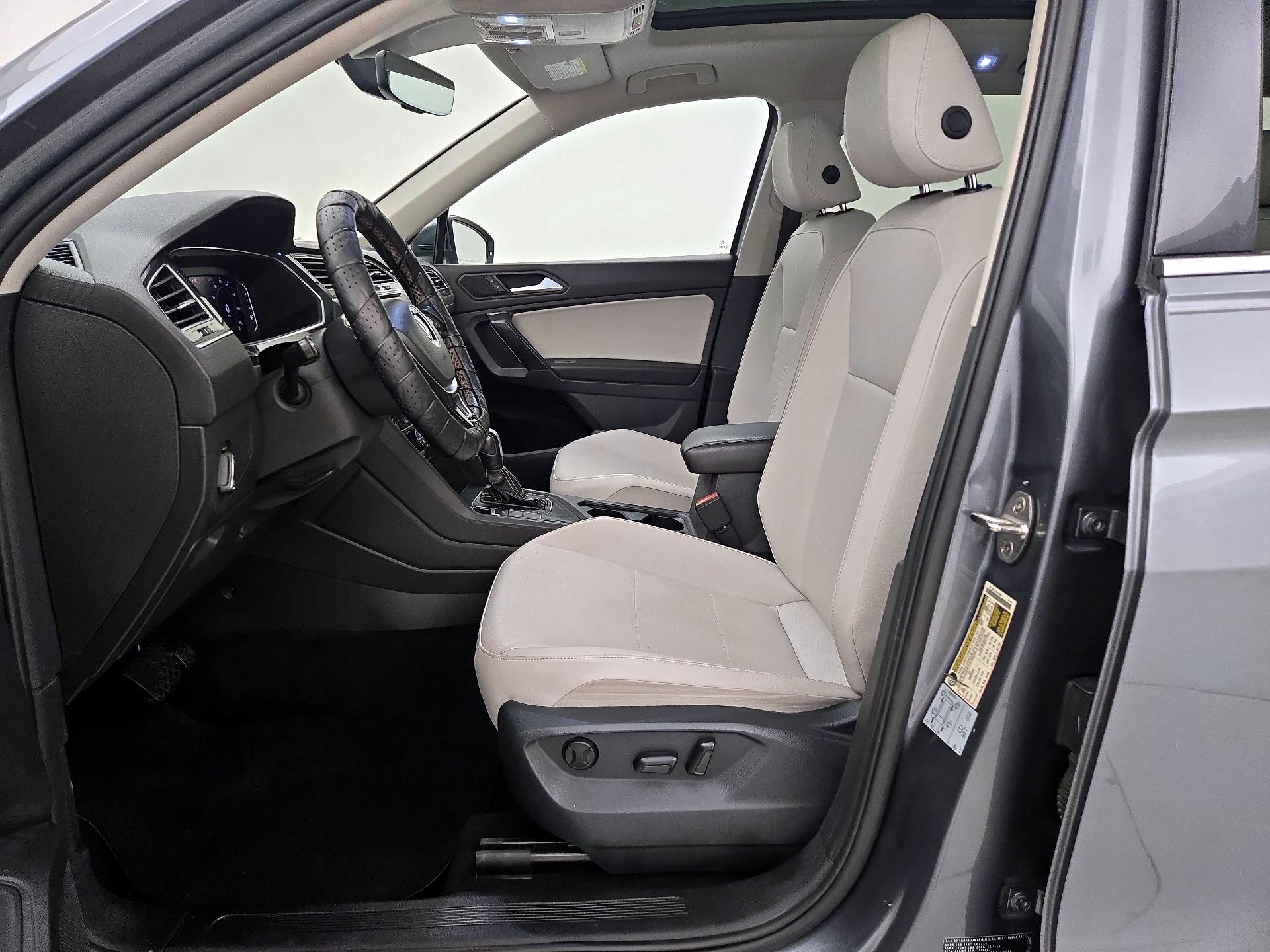 Thumbnail: 2021 Volkswagen Tiguan - 11