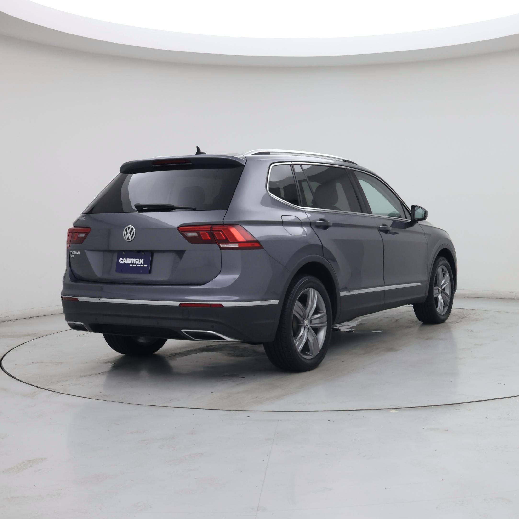 Thumbnail: 2021 Volkswagen Tiguan - 8