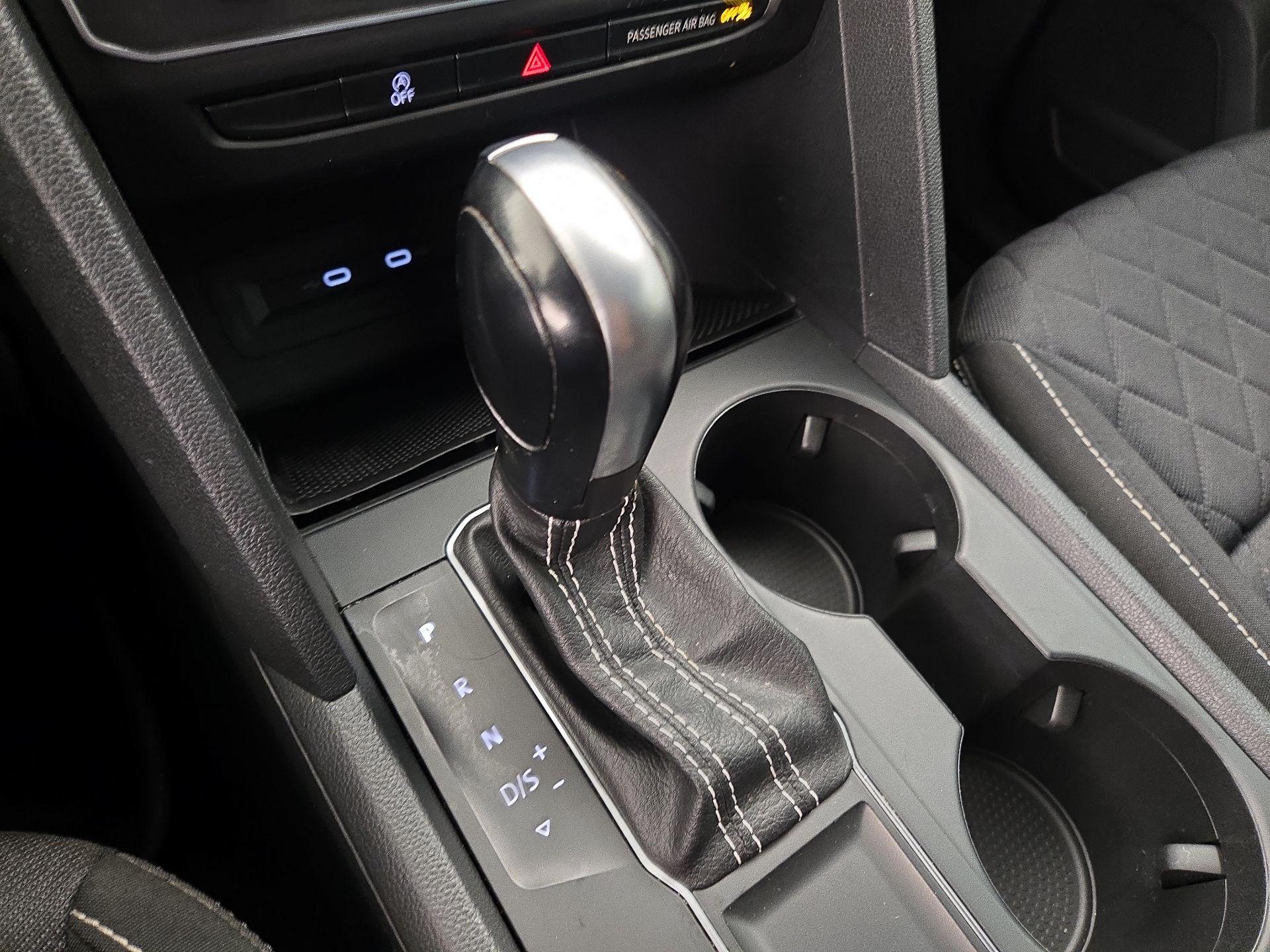 Thumbnail: 2021 Volkswagen Atlas - 17