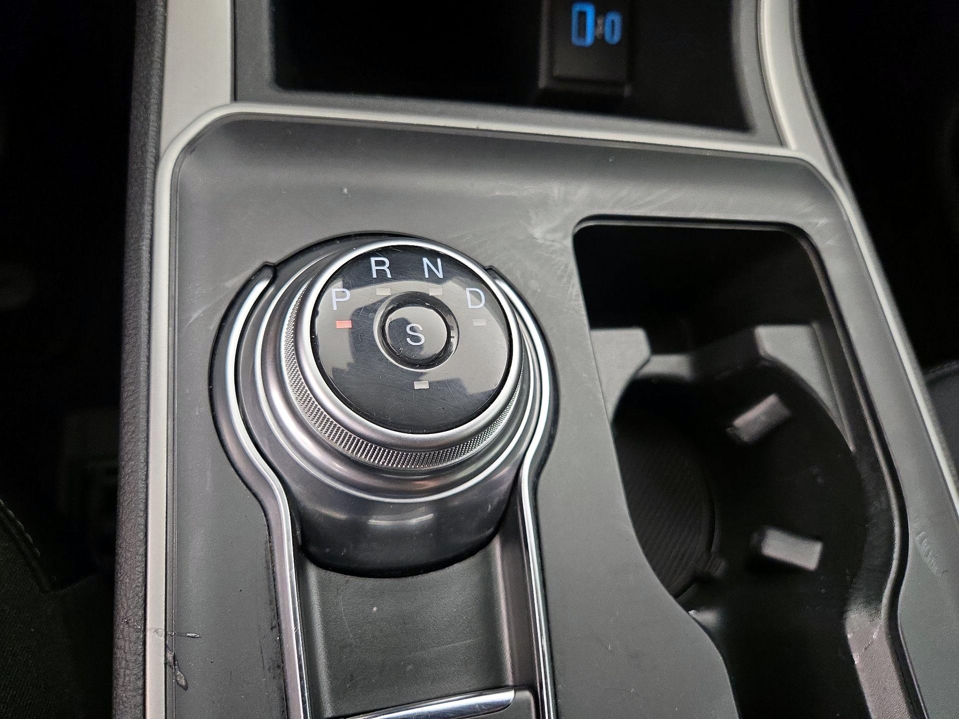 Thumbnail: 2024 Ford Edge - 17