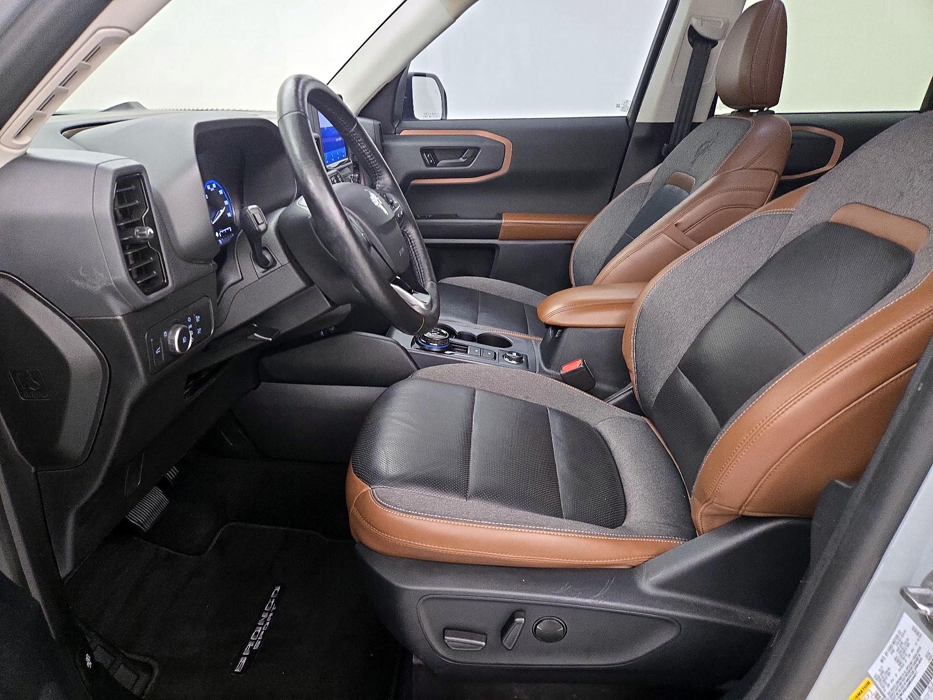 Thumbnail: 2021 Ford Bronco Sport - 11