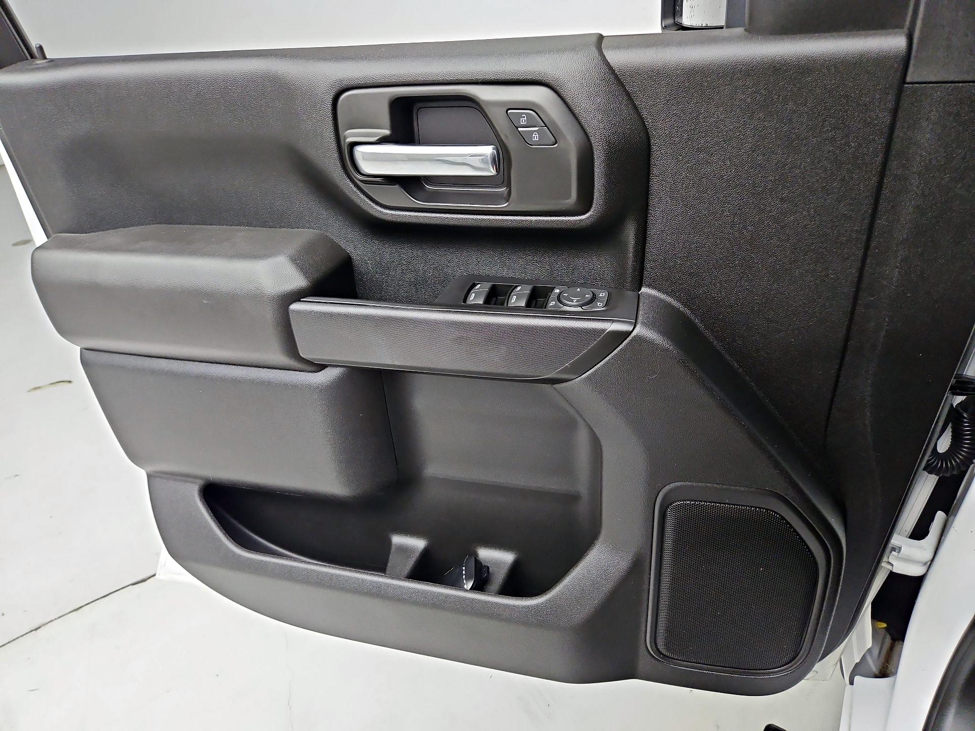 Thumbnail: 2024 Chevrolet Silverado 2500 - 12