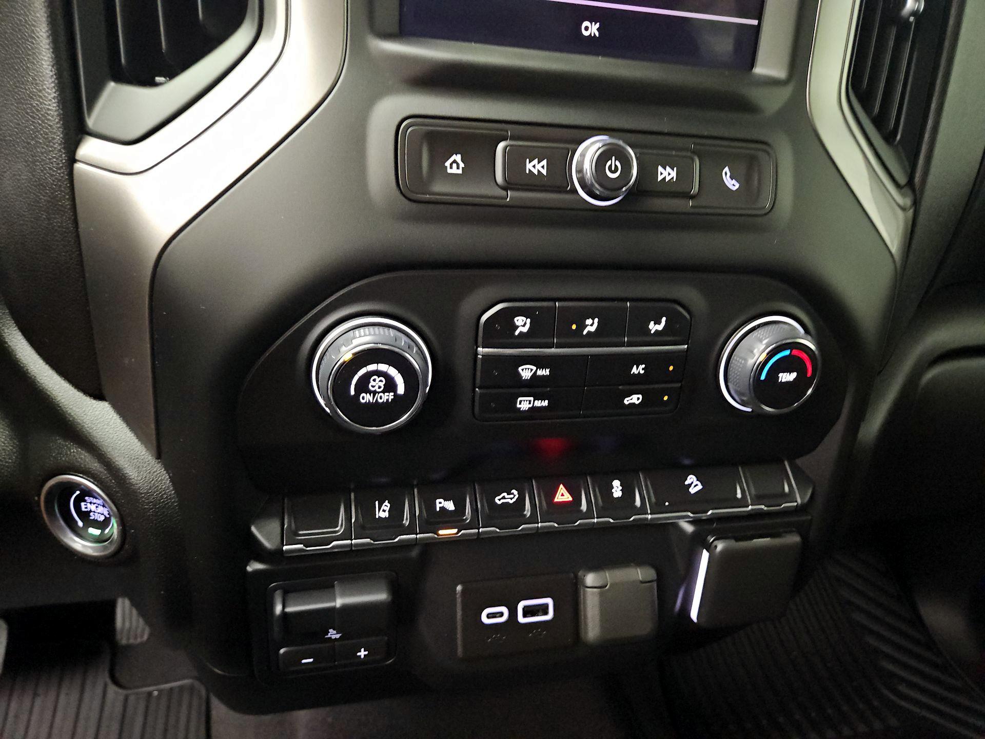 Thumbnail: 2024 Chevrolet Silverado 2500 - 16