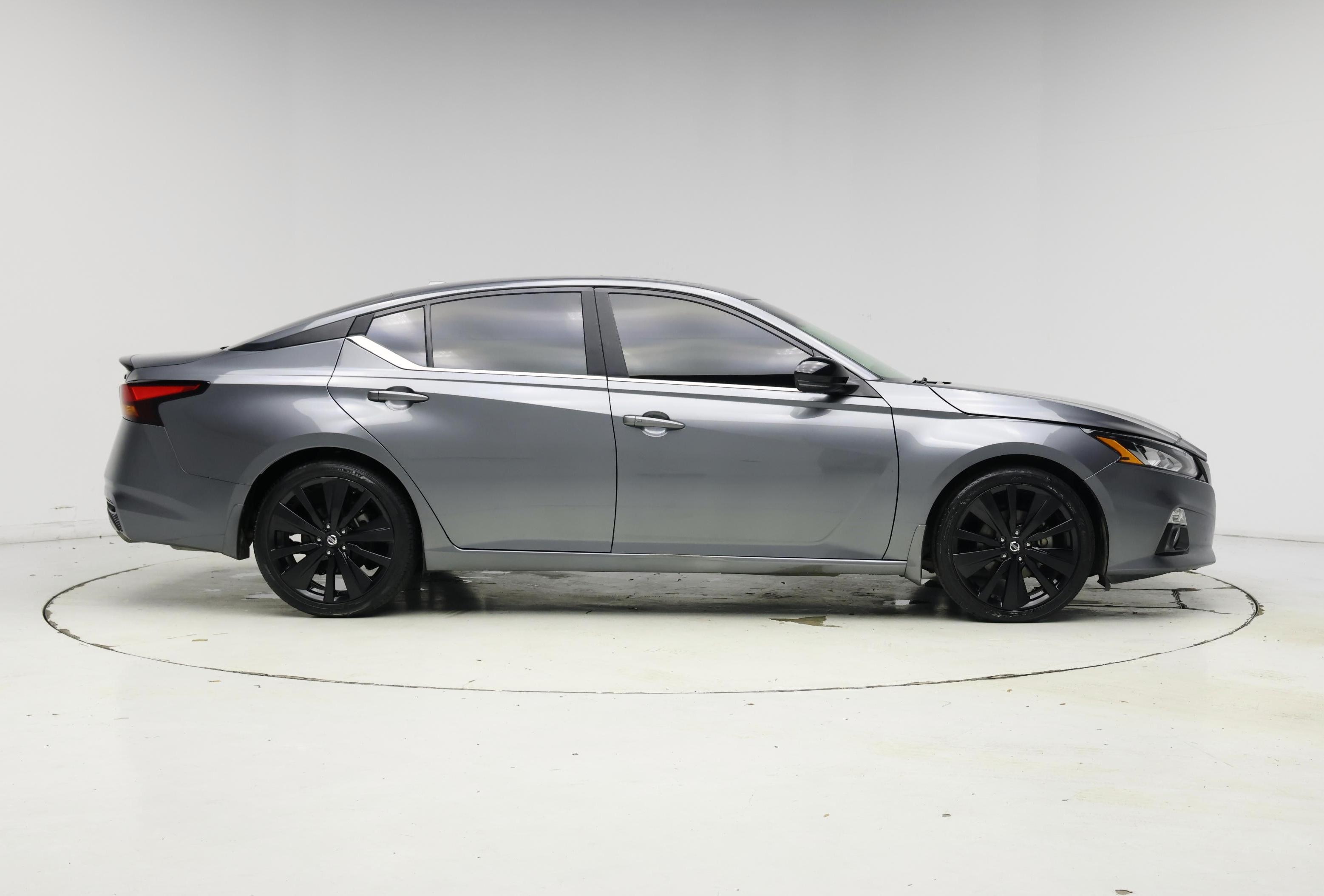 Thumbnail: 2022 Nissan Altima - 7