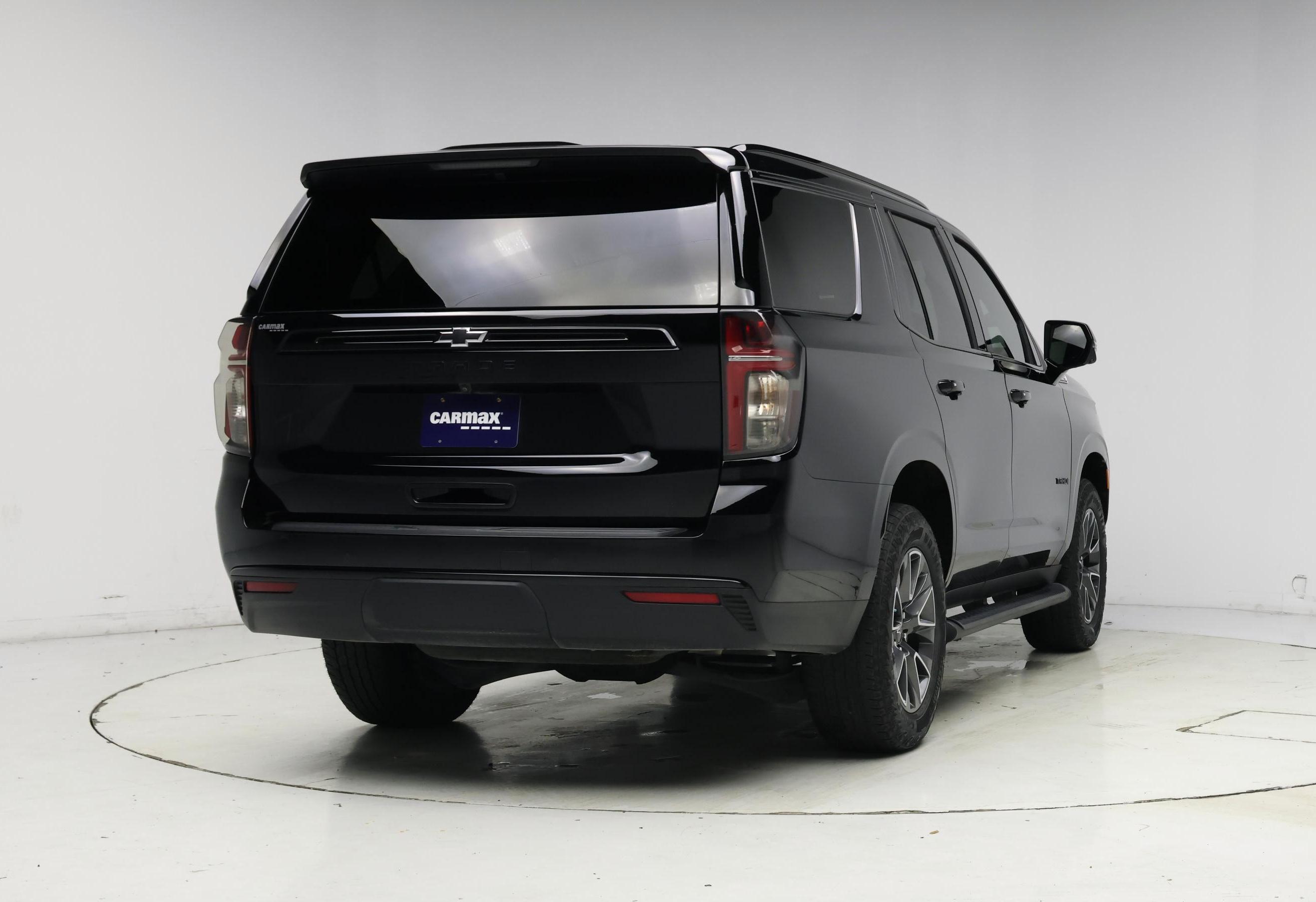 Thumbnail: 2024 Chevrolet Tahoe - 8