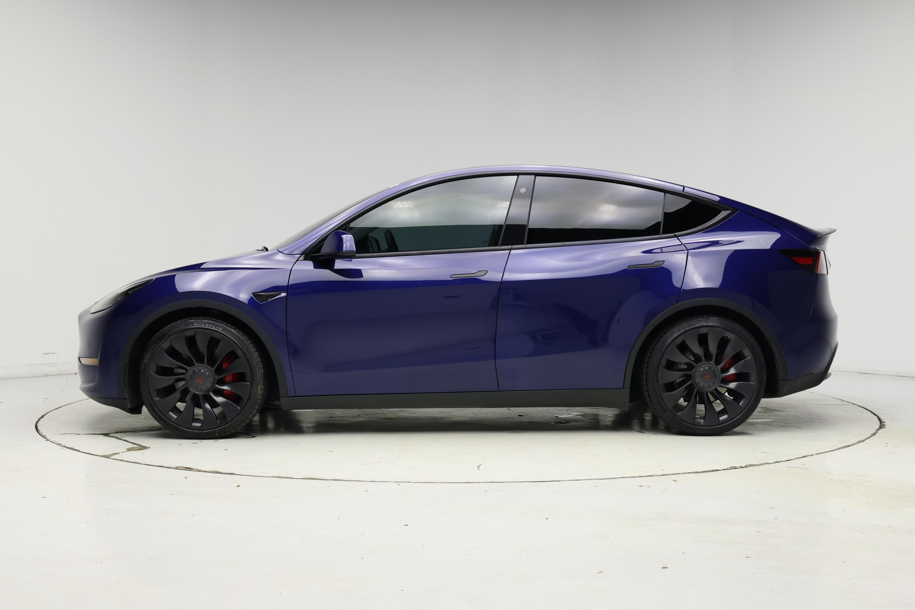 Thumbnail: 2022 Tesla Model Y - 3