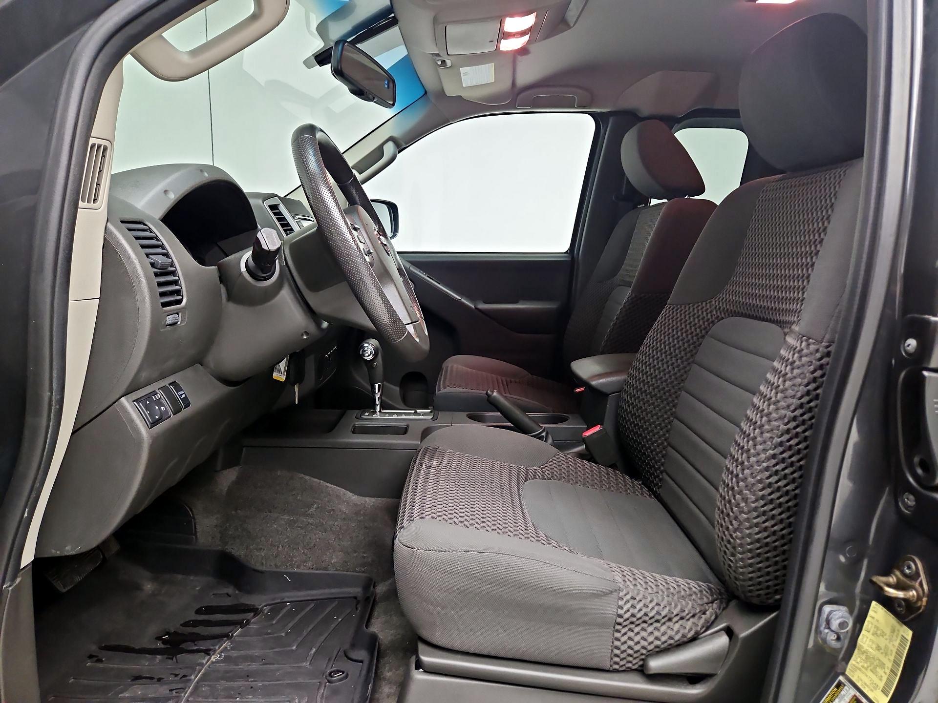 Thumbnail: 2015 Nissan Frontier - 11