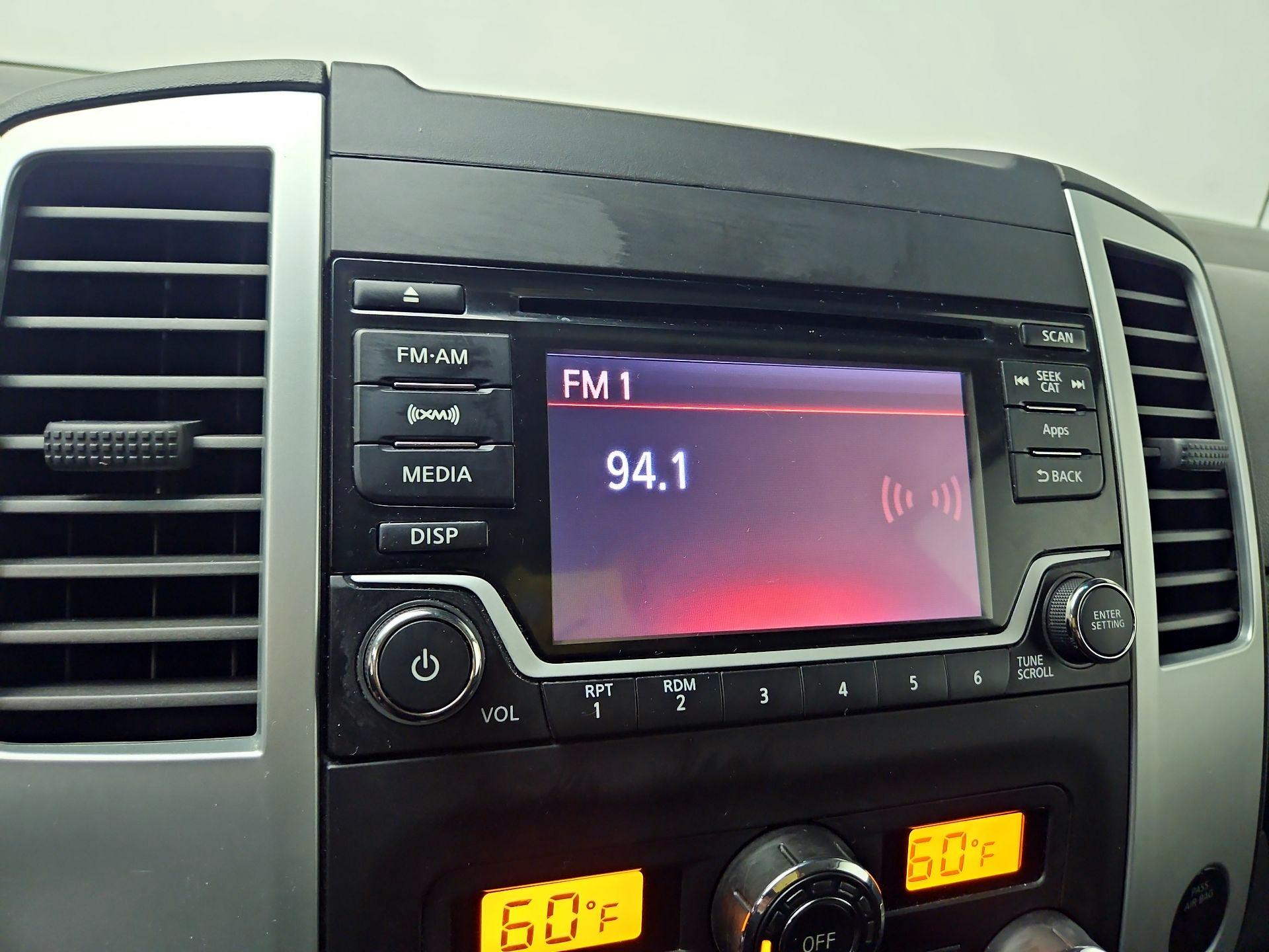 Thumbnail: 2015 Nissan Frontier - 15