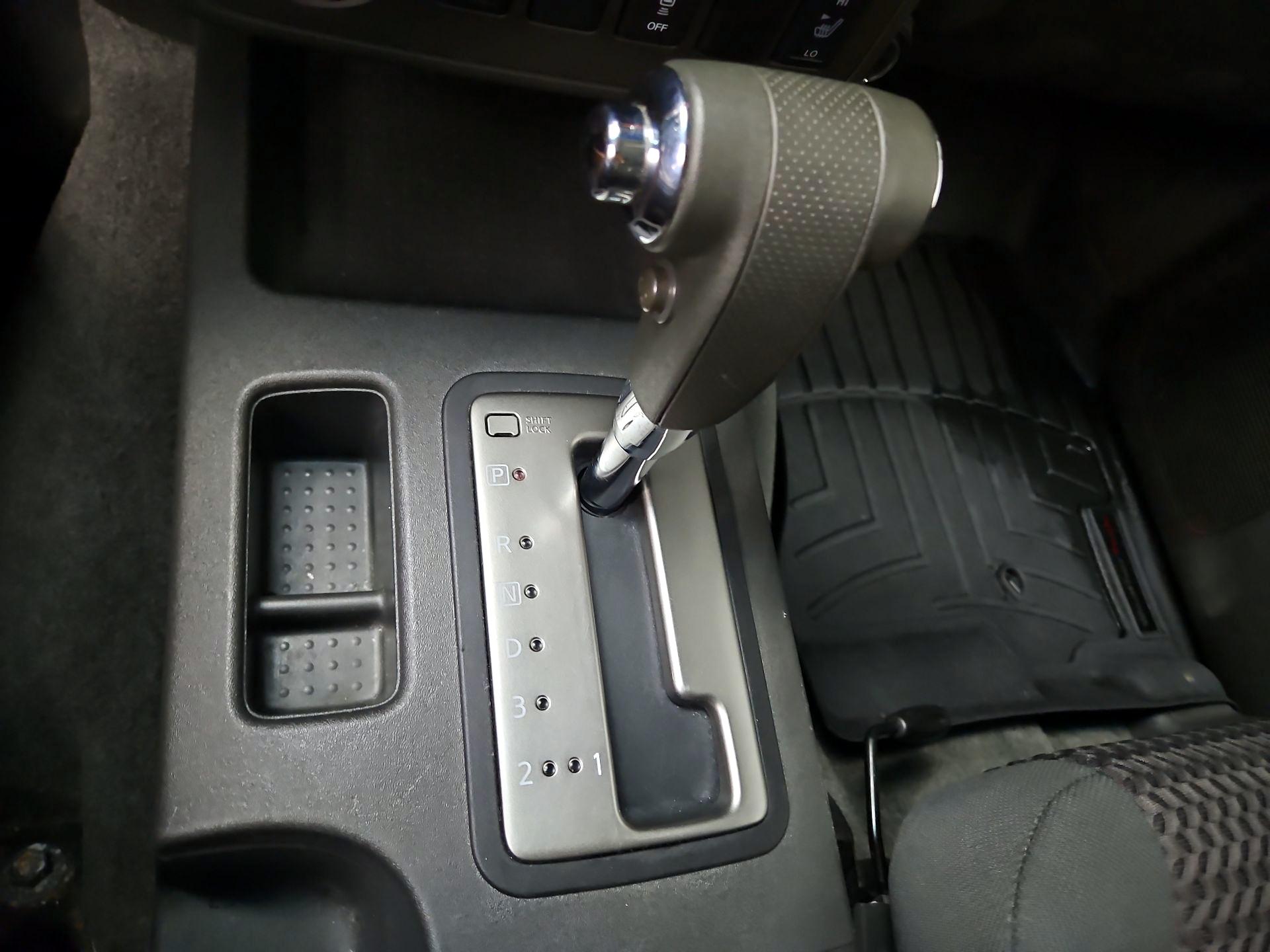 Thumbnail: 2015 Nissan Frontier - 17