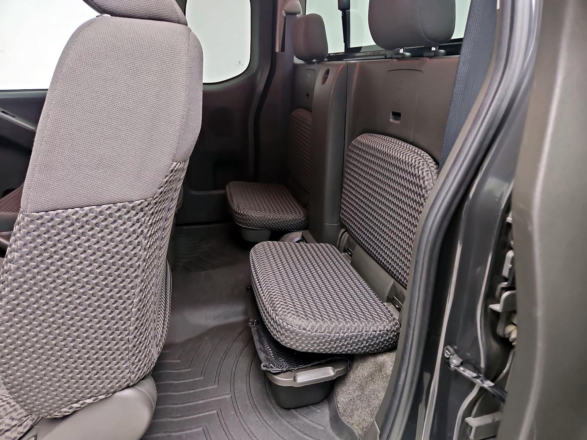 Thumbnail: 2015 Nissan Frontier - 19