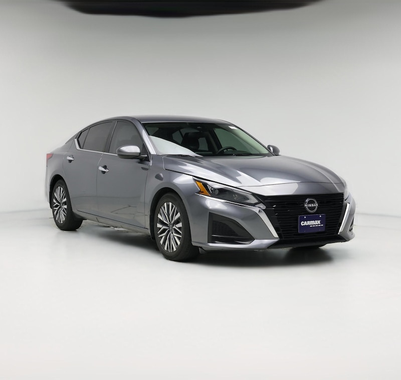 2023 Nissan Altima SV