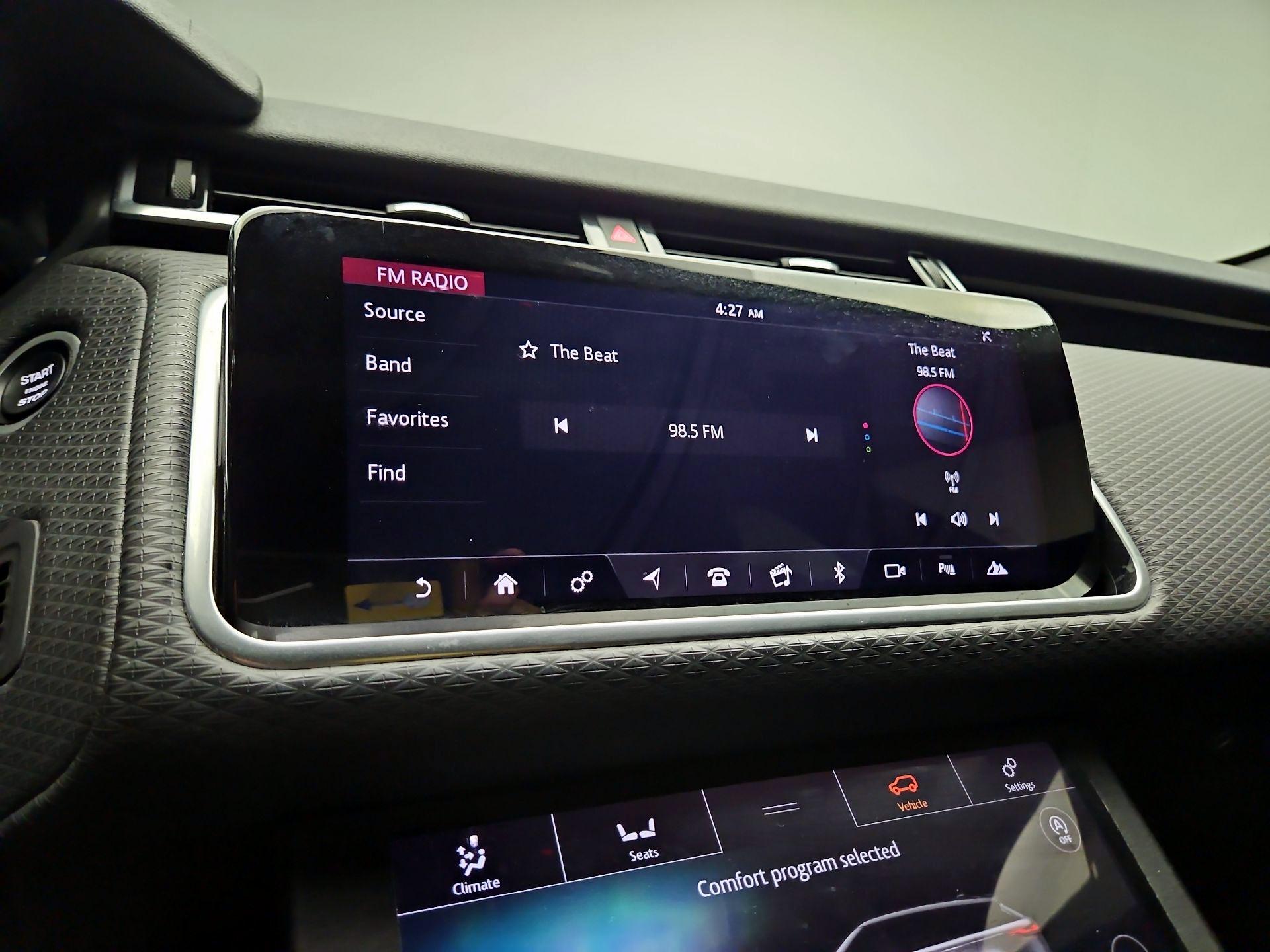 Thumbnail: 2020 Land Rover Range Rover Velar - 14