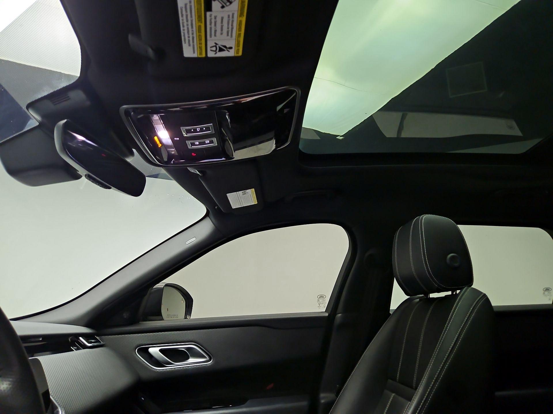 Thumbnail: 2020 Land Rover Range Rover Velar - 18