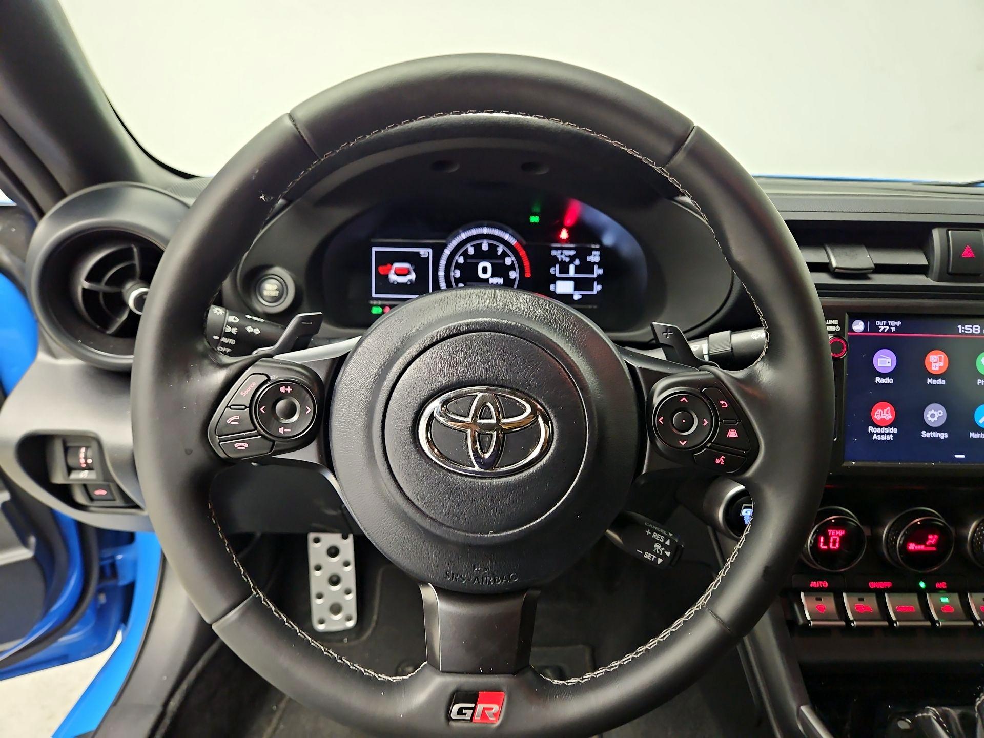 Thumbnail: 2023 Toyota GR86 - 10