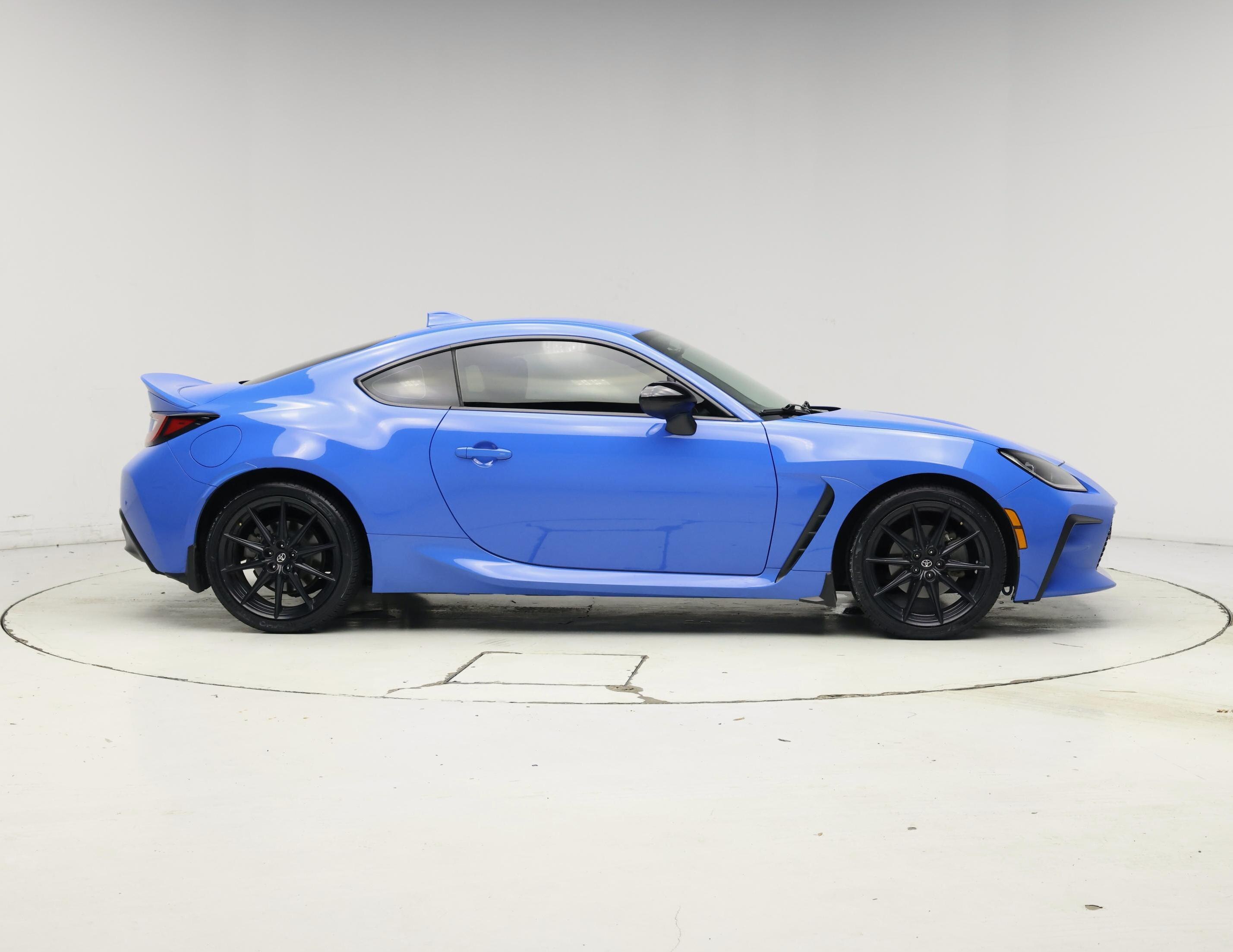 Thumbnail: 2023 Toyota GR86 - 7
