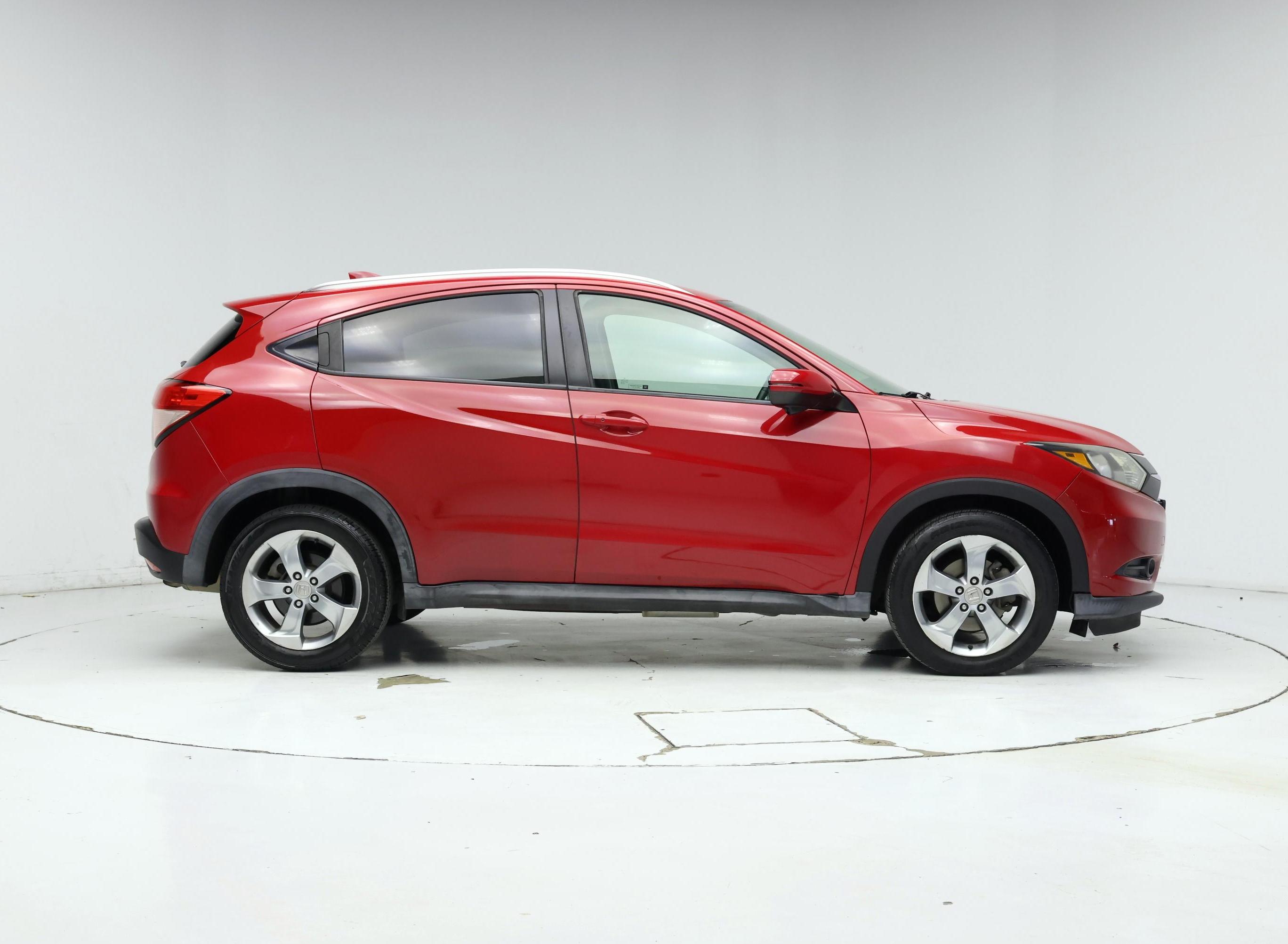 Thumbnail: 2017 Honda HR-V - 7