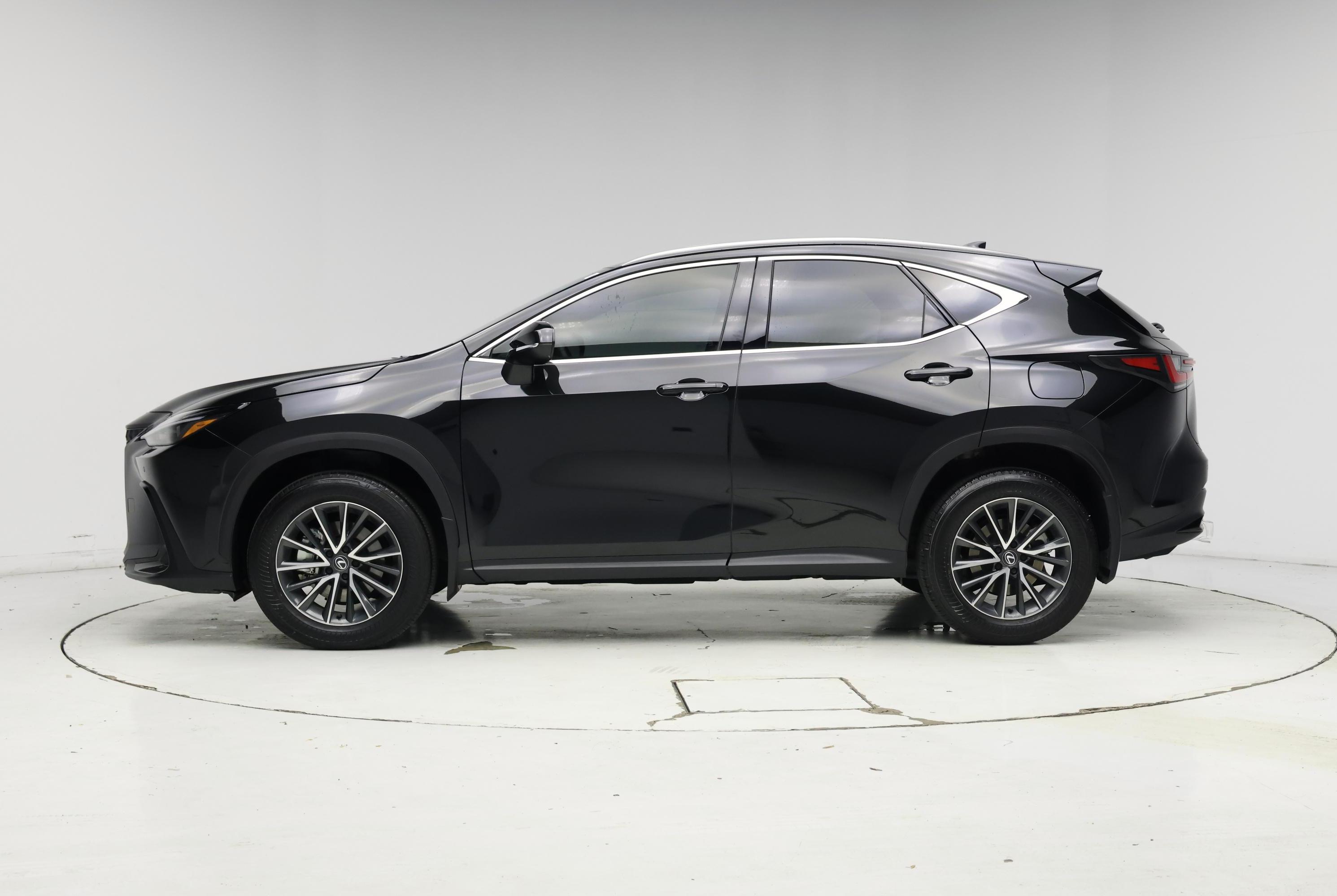 Thumbnail: 2025 Lexus NX - 3