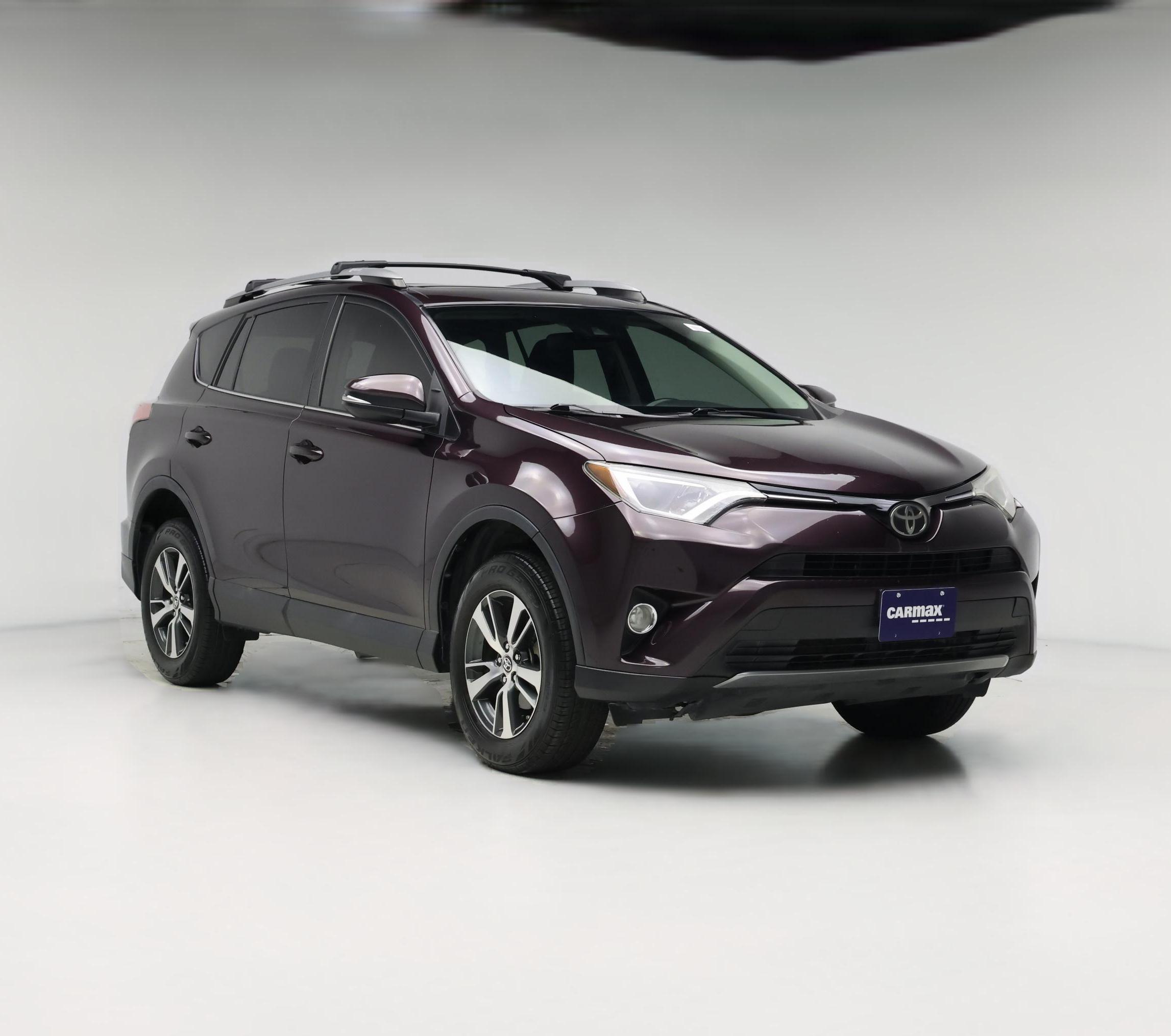 Thumbnail: 2018 Toyota RAV4 - 1
