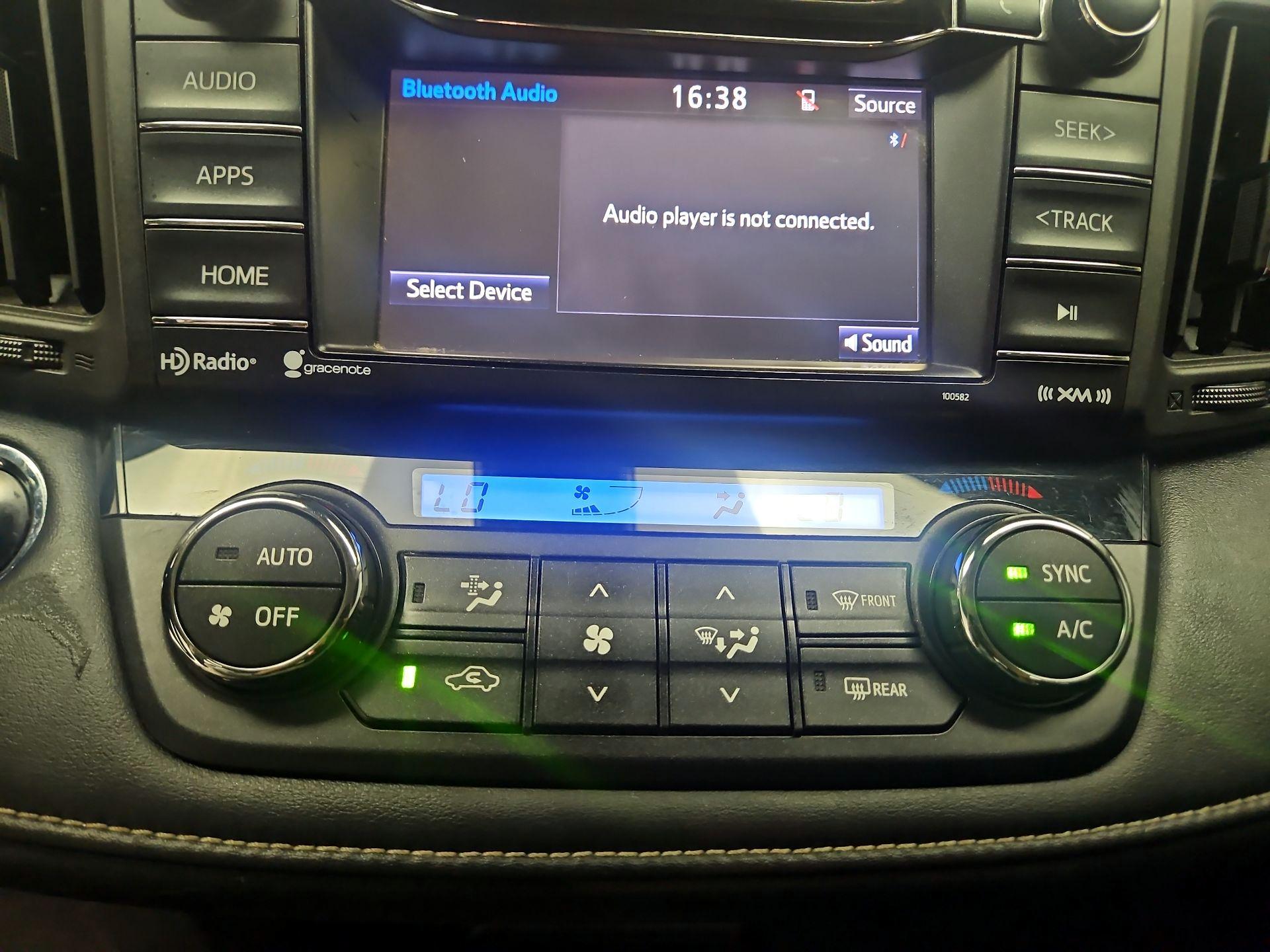 Thumbnail: 2018 Toyota RAV4 - 16