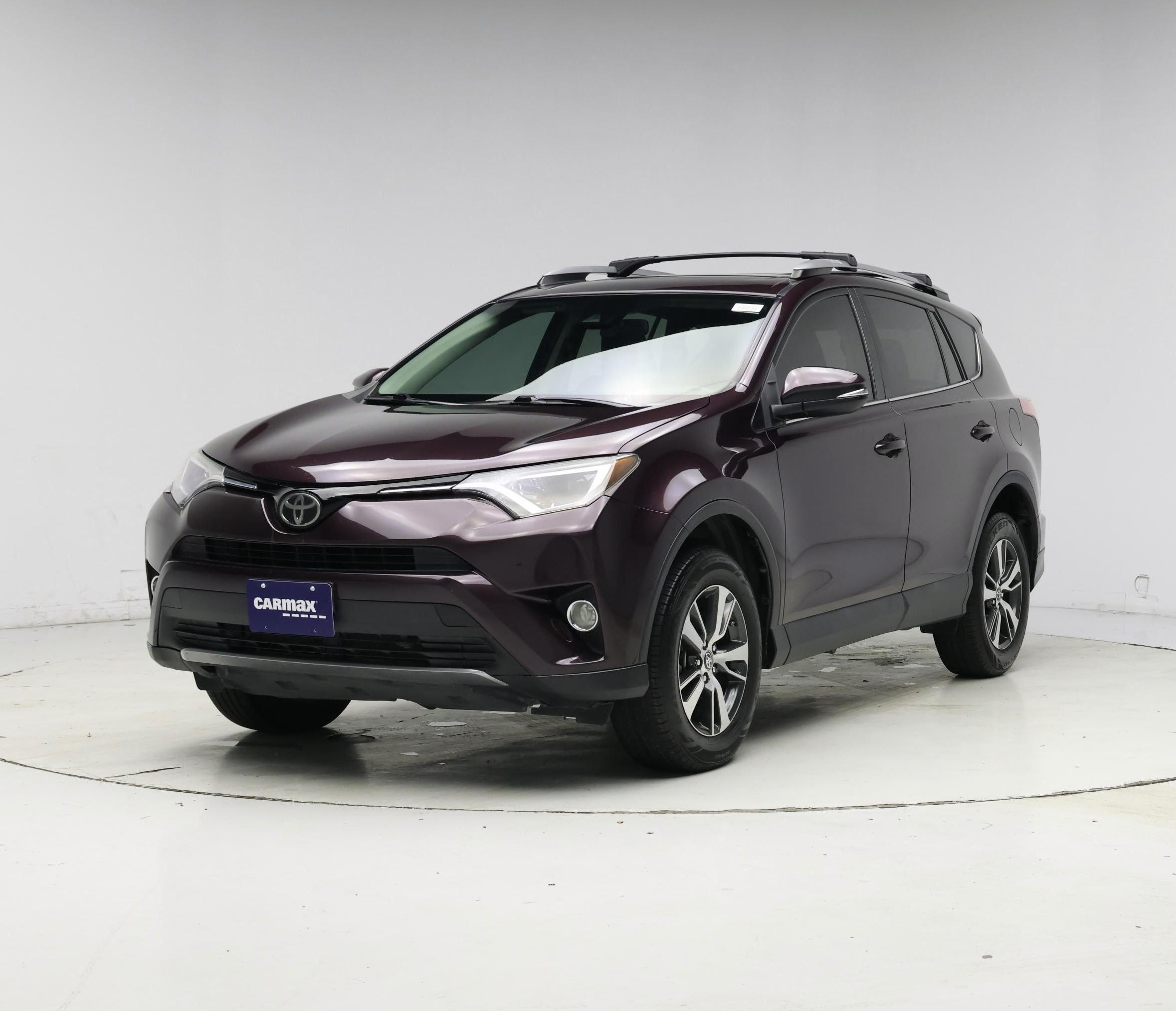 Thumbnail: 2018 Toyota RAV4 - 4