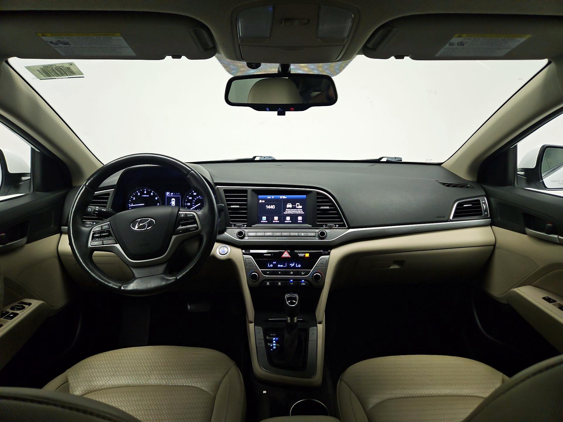 Thumbnail: 2017 Hyundai Elantra - 9